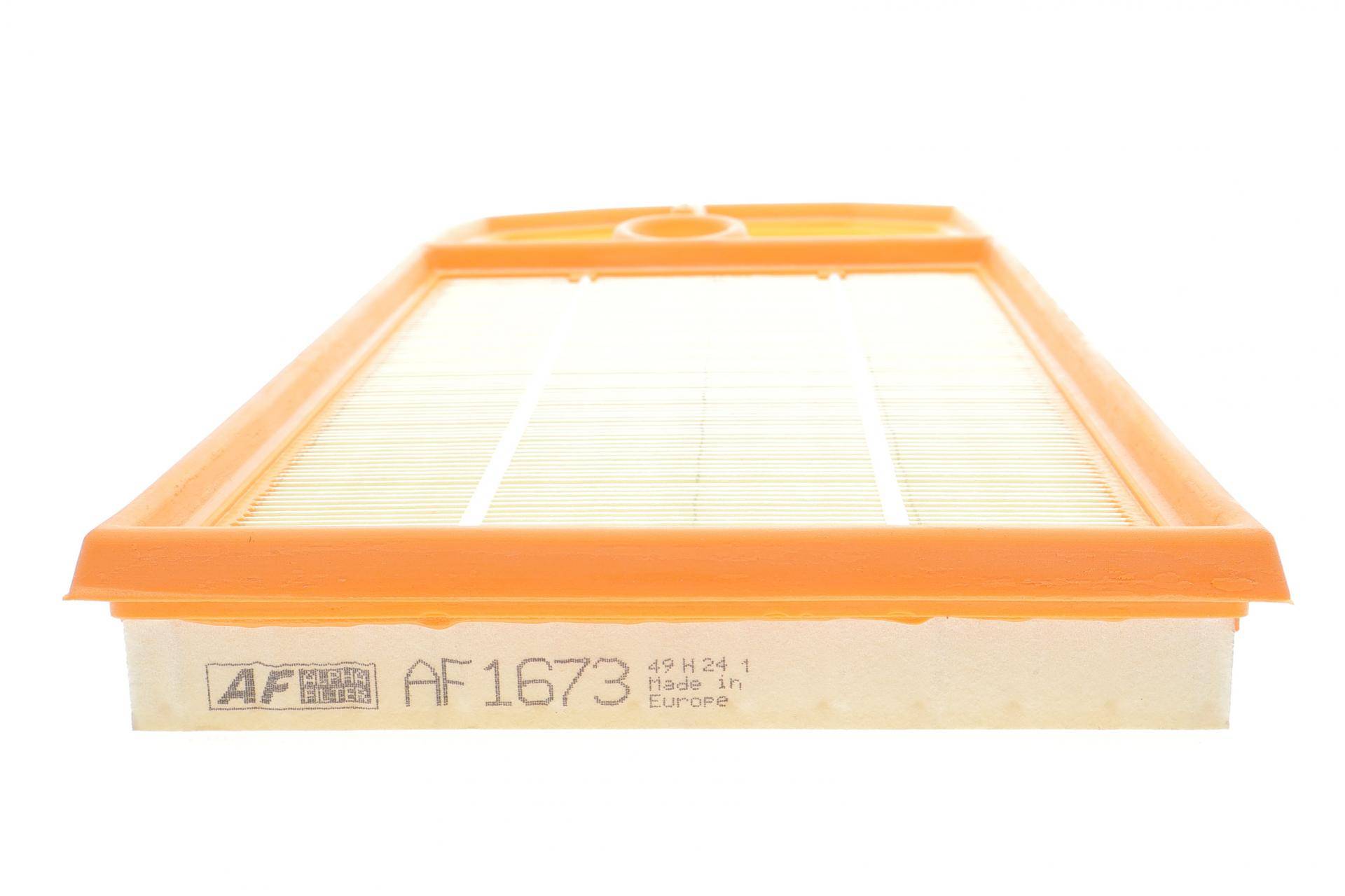 Фільтр повітряний VW Golf IV 1.4-1.6 00-04/Skoda Octavia 1.4 00-10