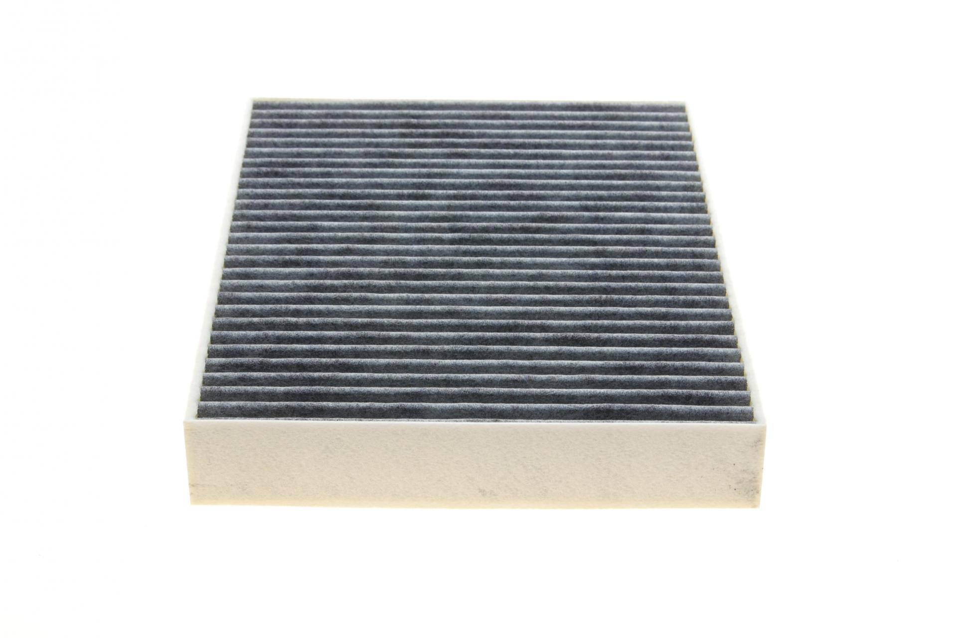 Фільтр салону Porsche Cayenne/VW Touareg 3.0D-4.8 10- (вугільний)