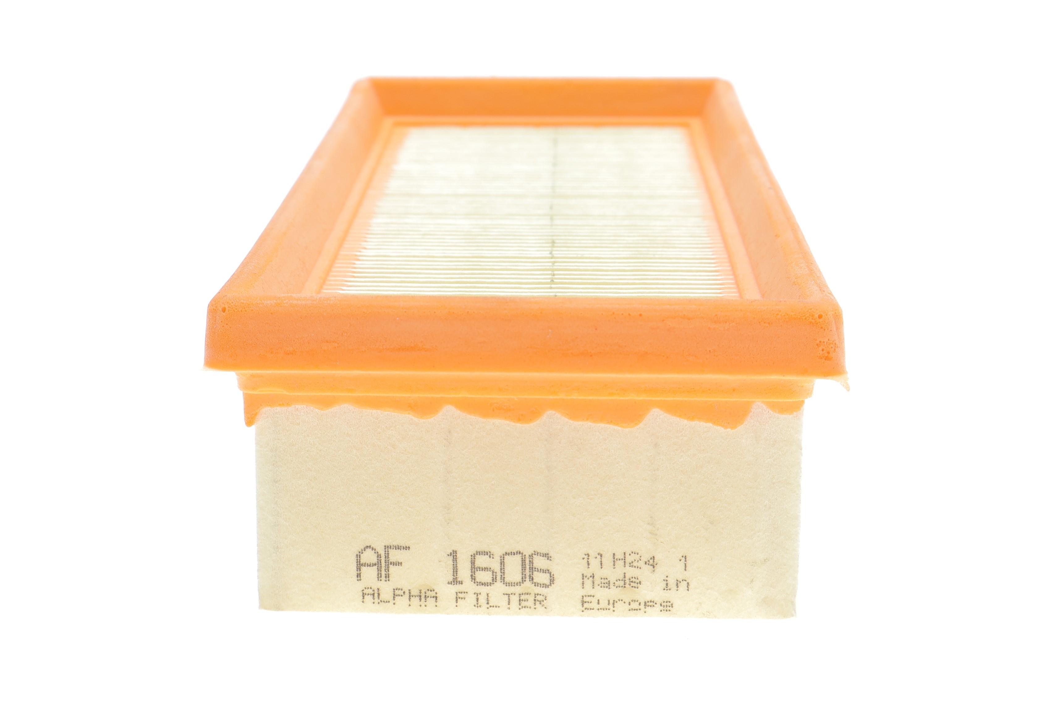 Фільтр повітряний VW Passat/Golf/Jetta 1.5-1.8 74-93