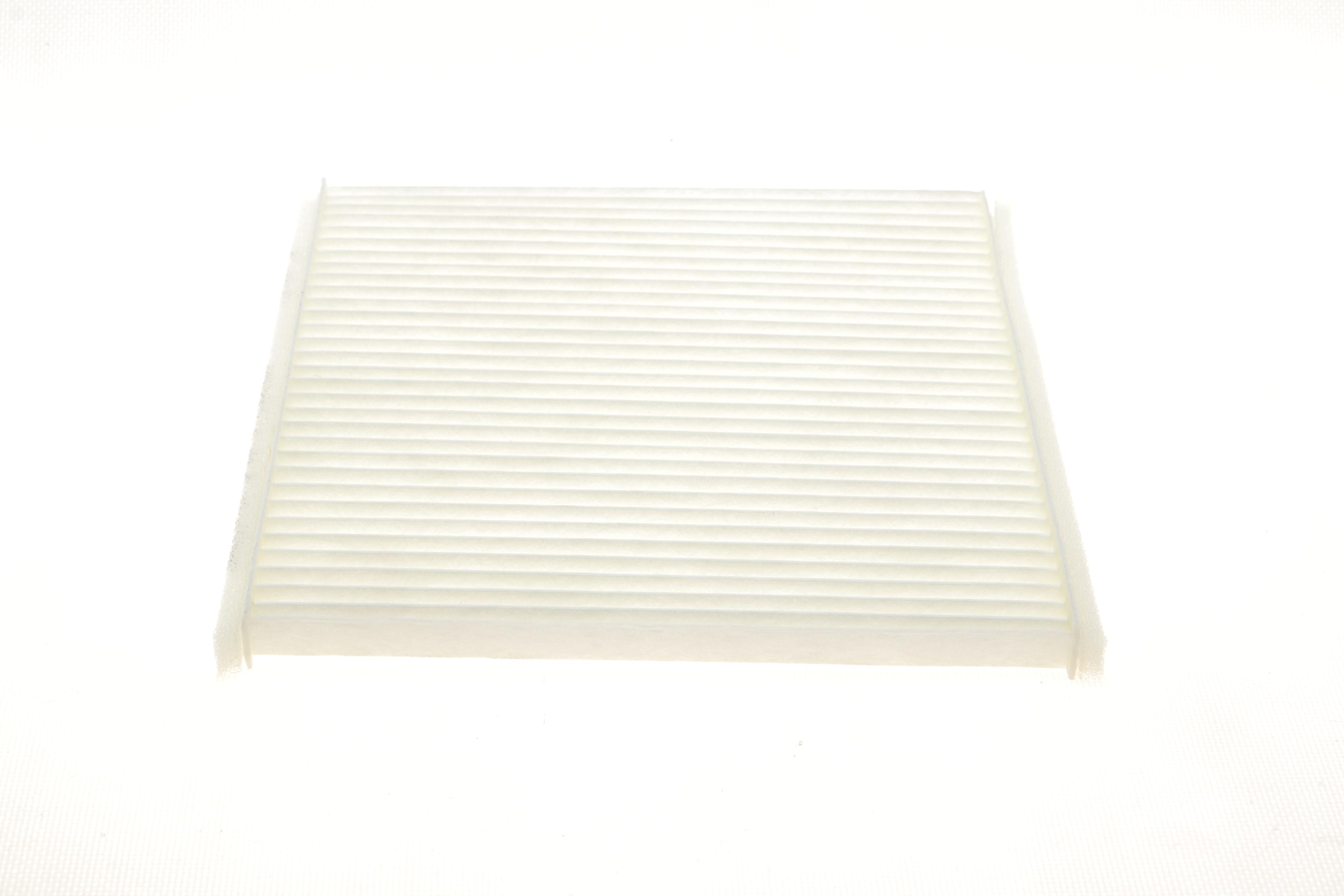 Фільтр салону Toyota Land Cruiser/Yaris 99- (216x219)