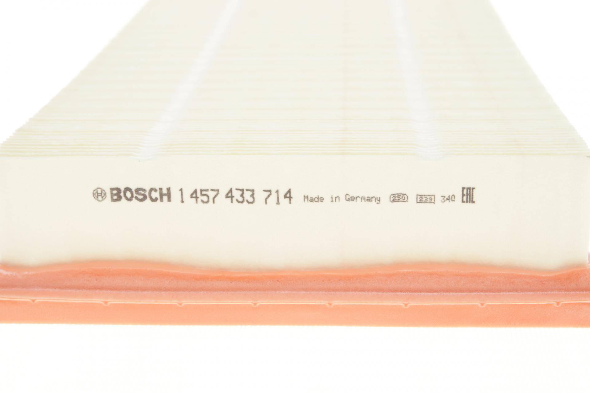 Фільтр повітряний VW Golf 1.6/1.8/1.9SDI/1.9TDI/2.0-16V 97- (AF-9422)