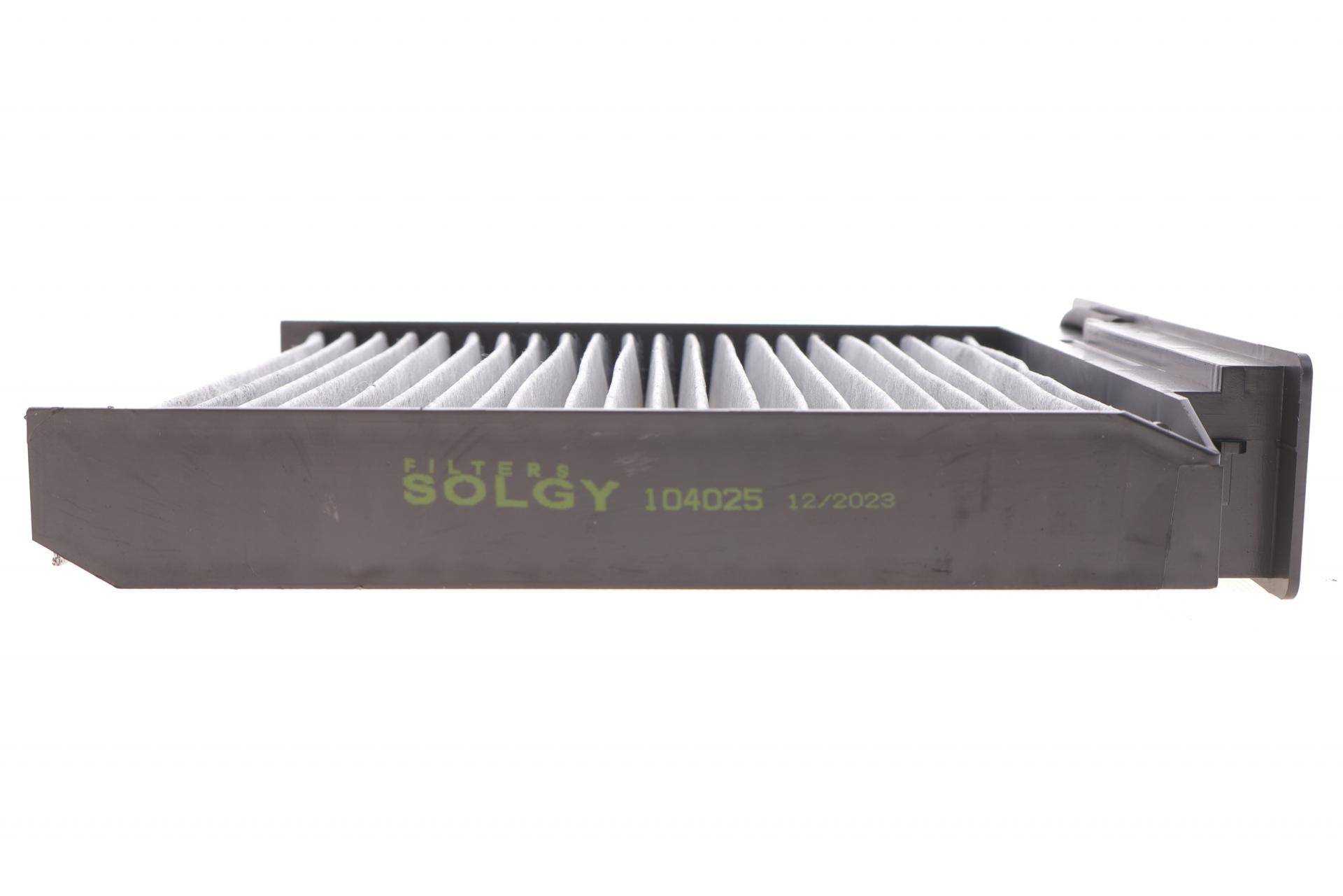 Фільтр салону Renault Clio/Dacia Logan 04- (вугільний)