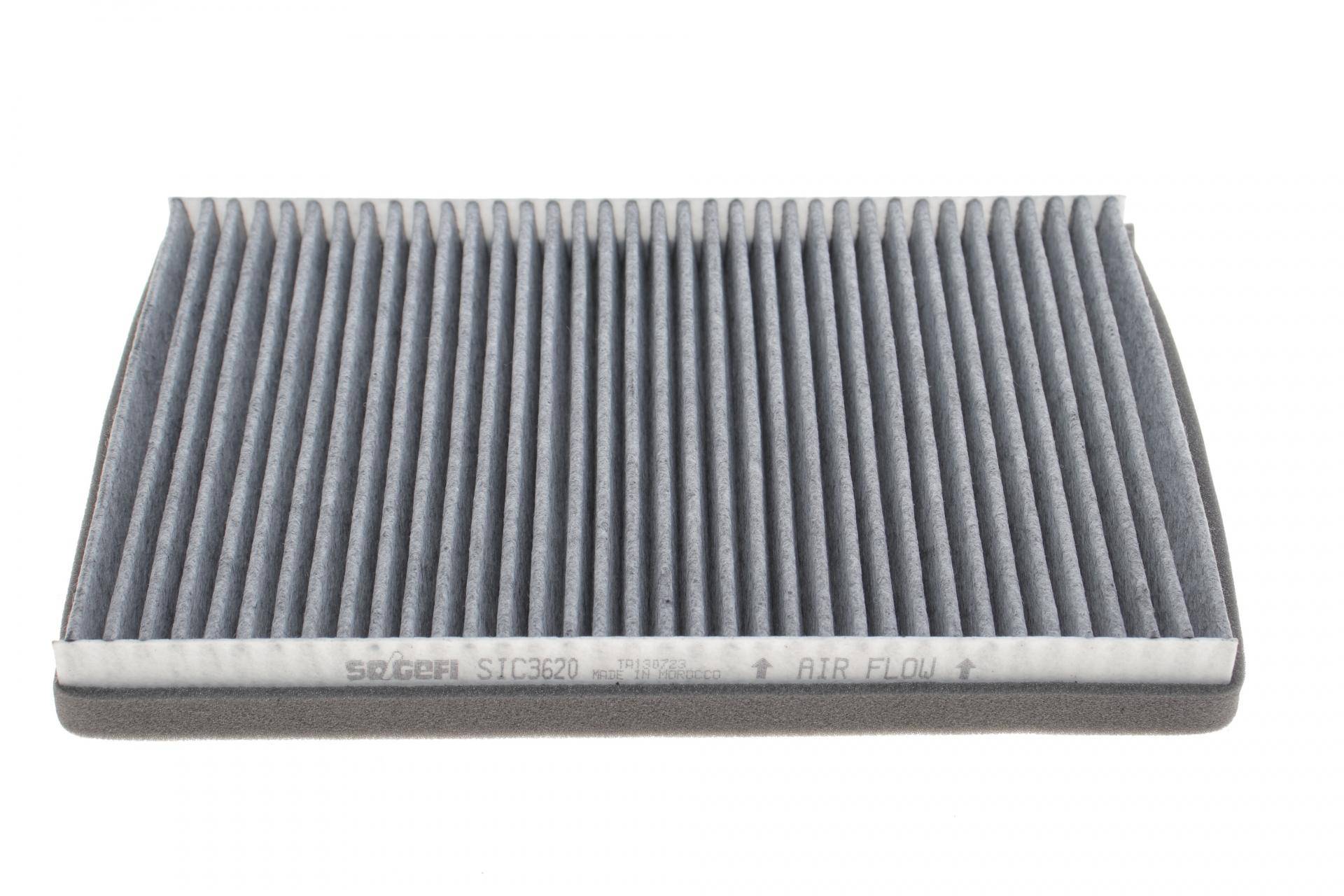 Фільтр салону Opel Astra F/G/H 96- (вугільний)