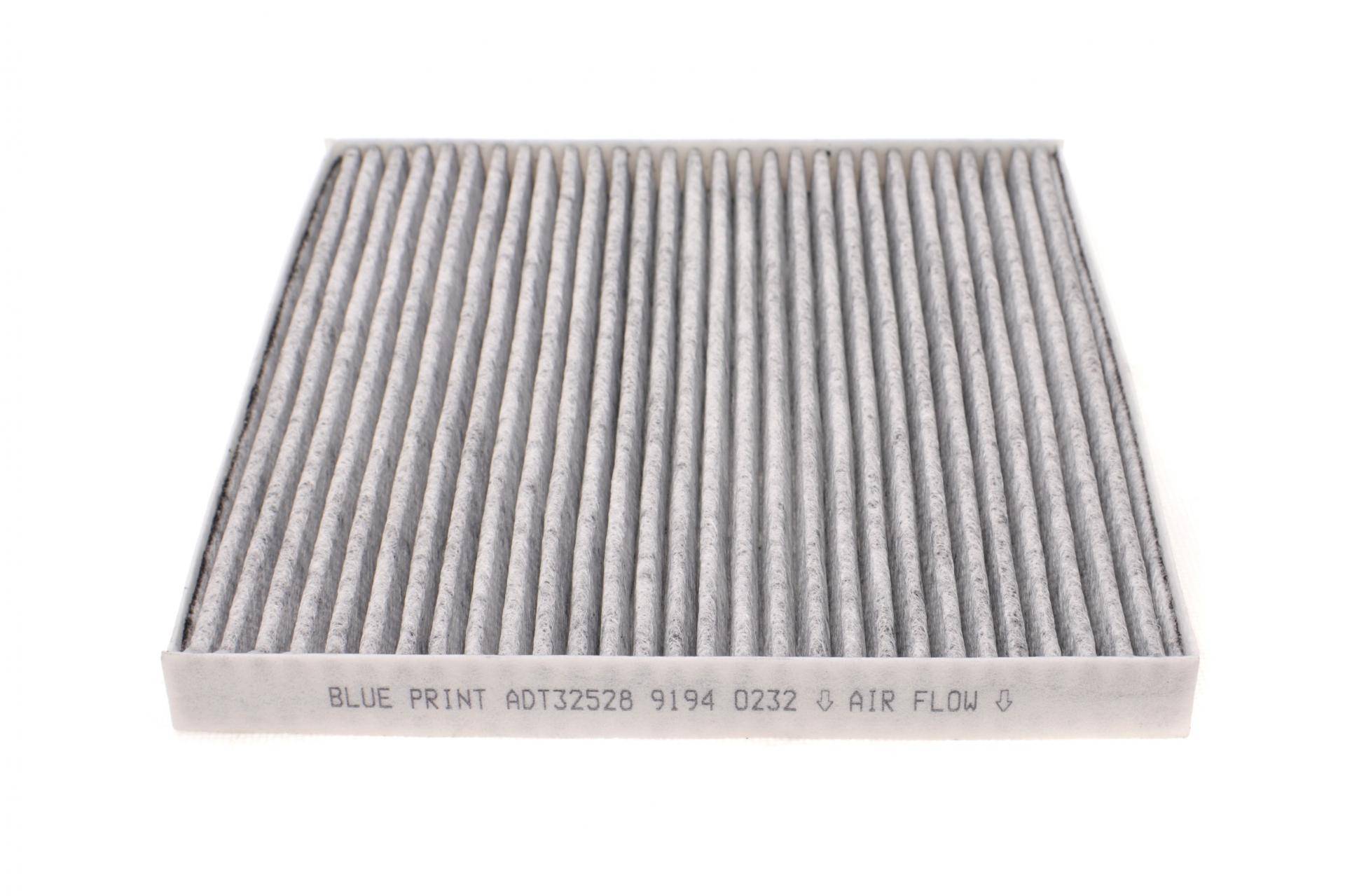 Фільтр салону Toyota Avensis/Corolla 00- (вугільний)