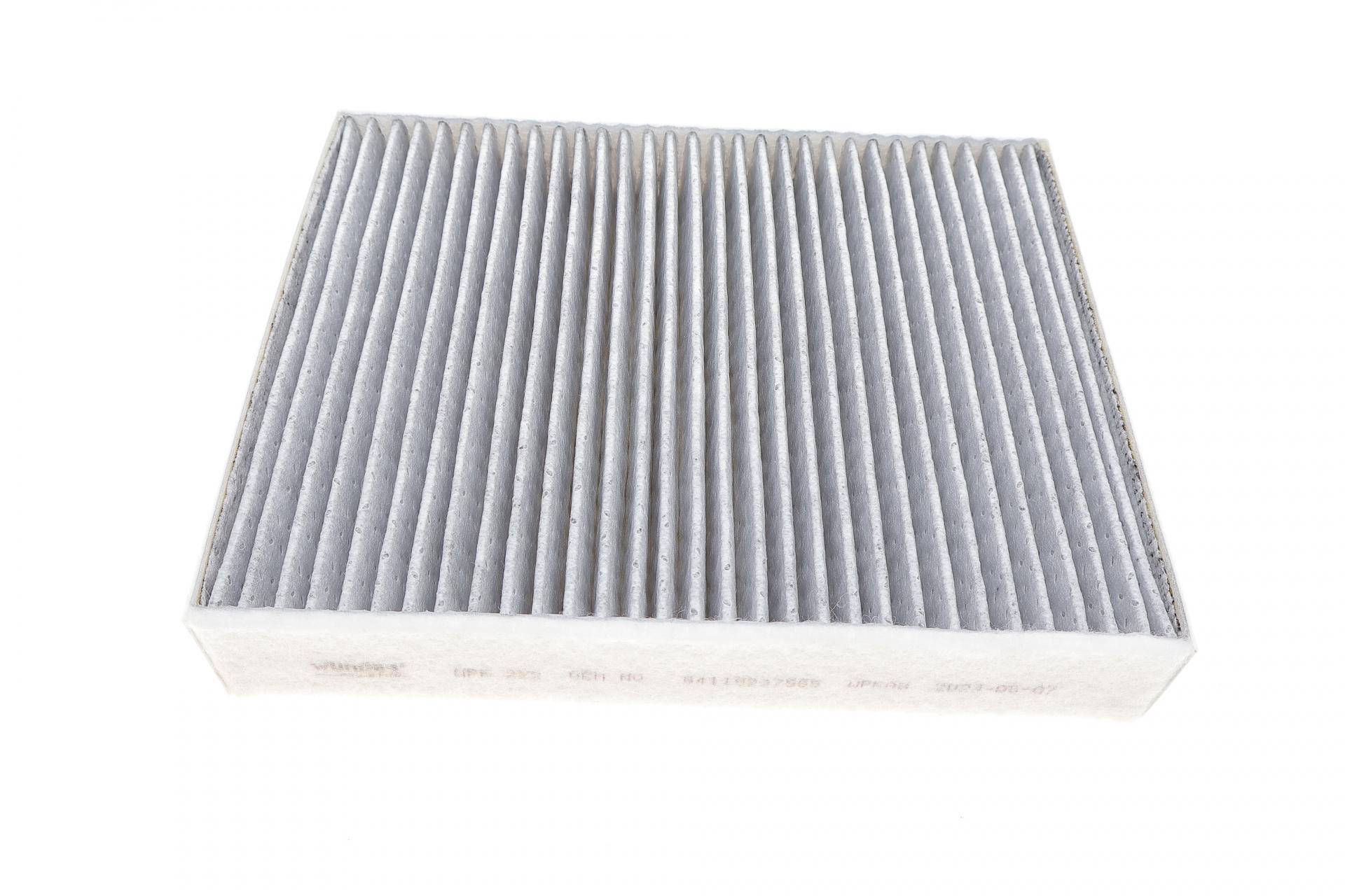 Фільтр салону BMW 3 (F30/F80) 1.6-4.0D 11- (вугільний)