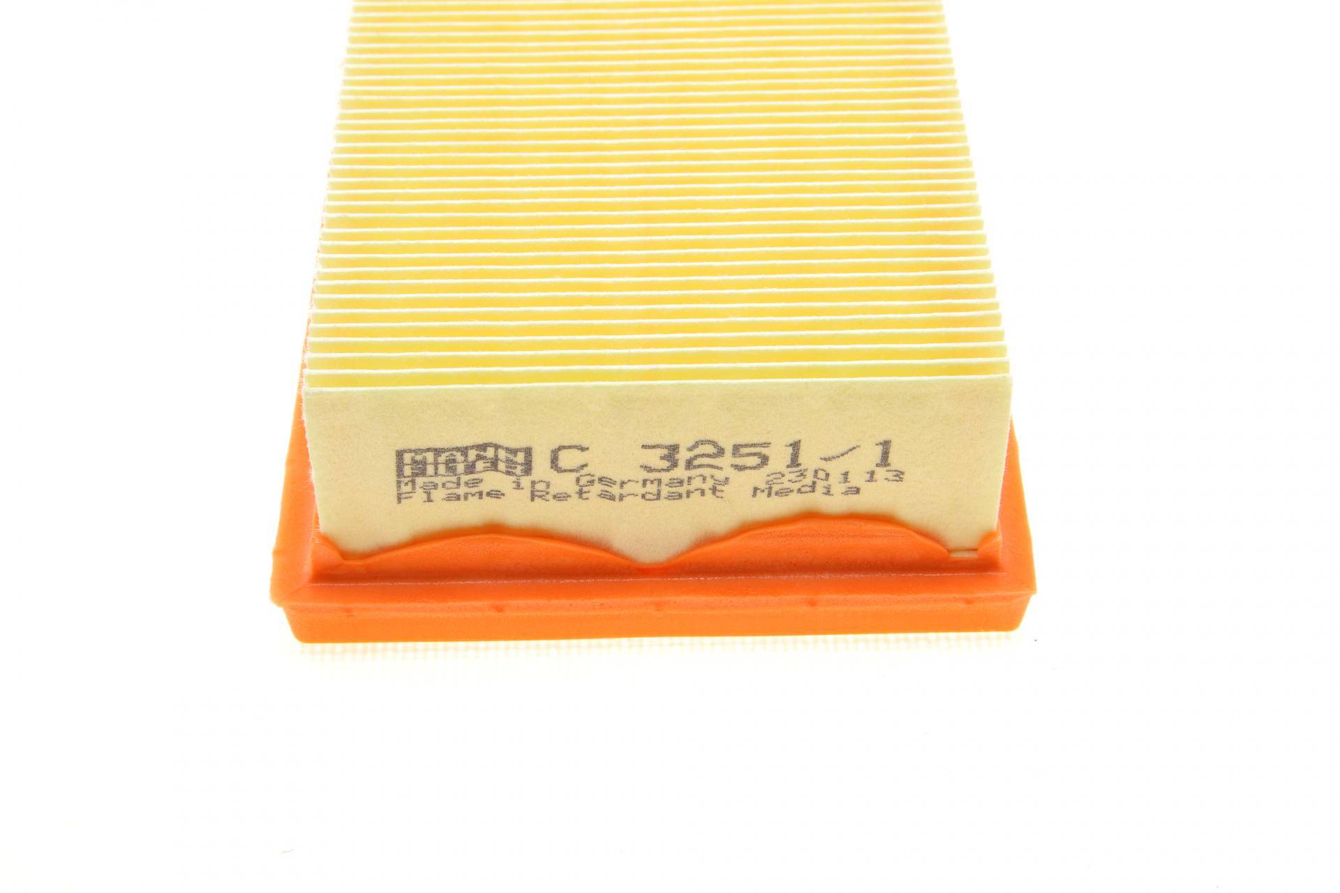 Фільтр повітряний Renault Trafic/Kangoo 1.9dCi 00-07/Master 1.9DTi 00-03/Opel Vivaro 1.9CDTI 01-06