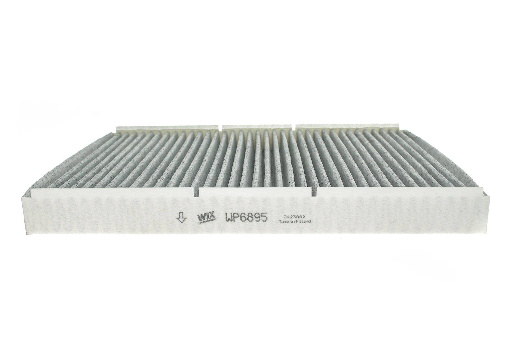 Фільтр салону VW Golf IV/Skoda Octavia/Audi A3 92-10 (вугільний)