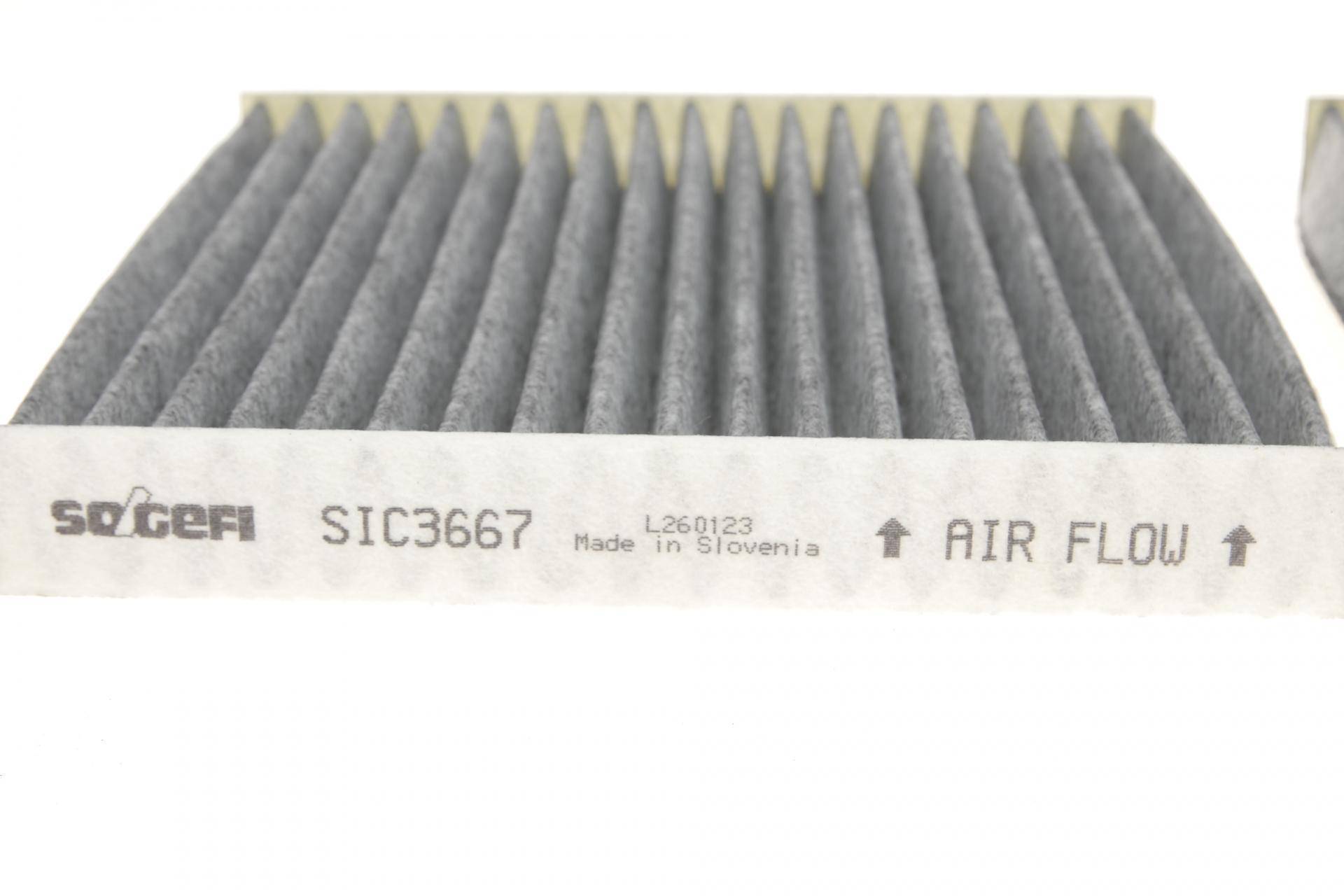 Фільтр салону BMW X3 (F25)/X4 (F26) 2.0/3.0D 10-18 (вугільний)