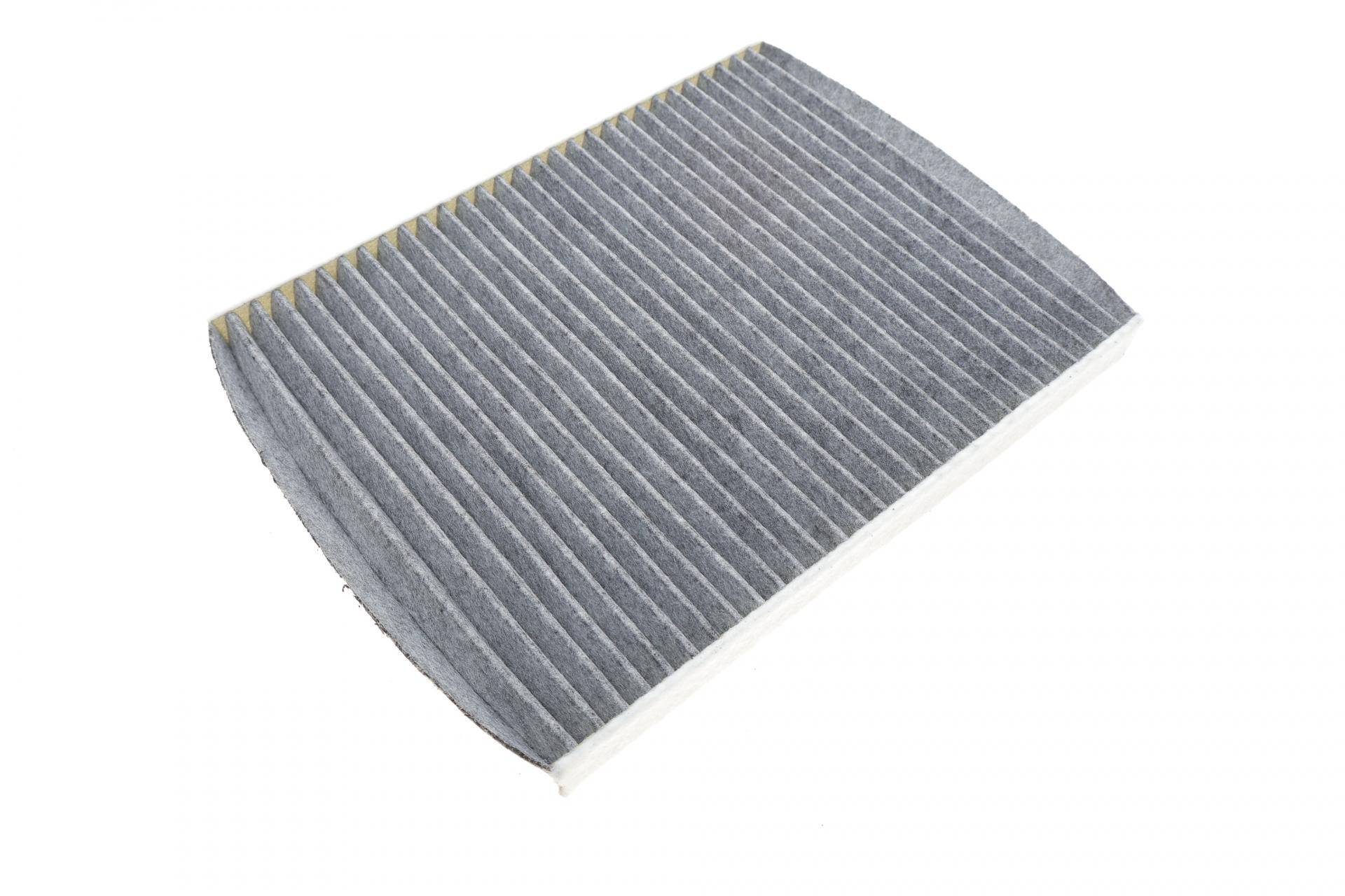 Фільтр салону Ford Fiesta 1.0-1.6TDCI 08- (вугільний)