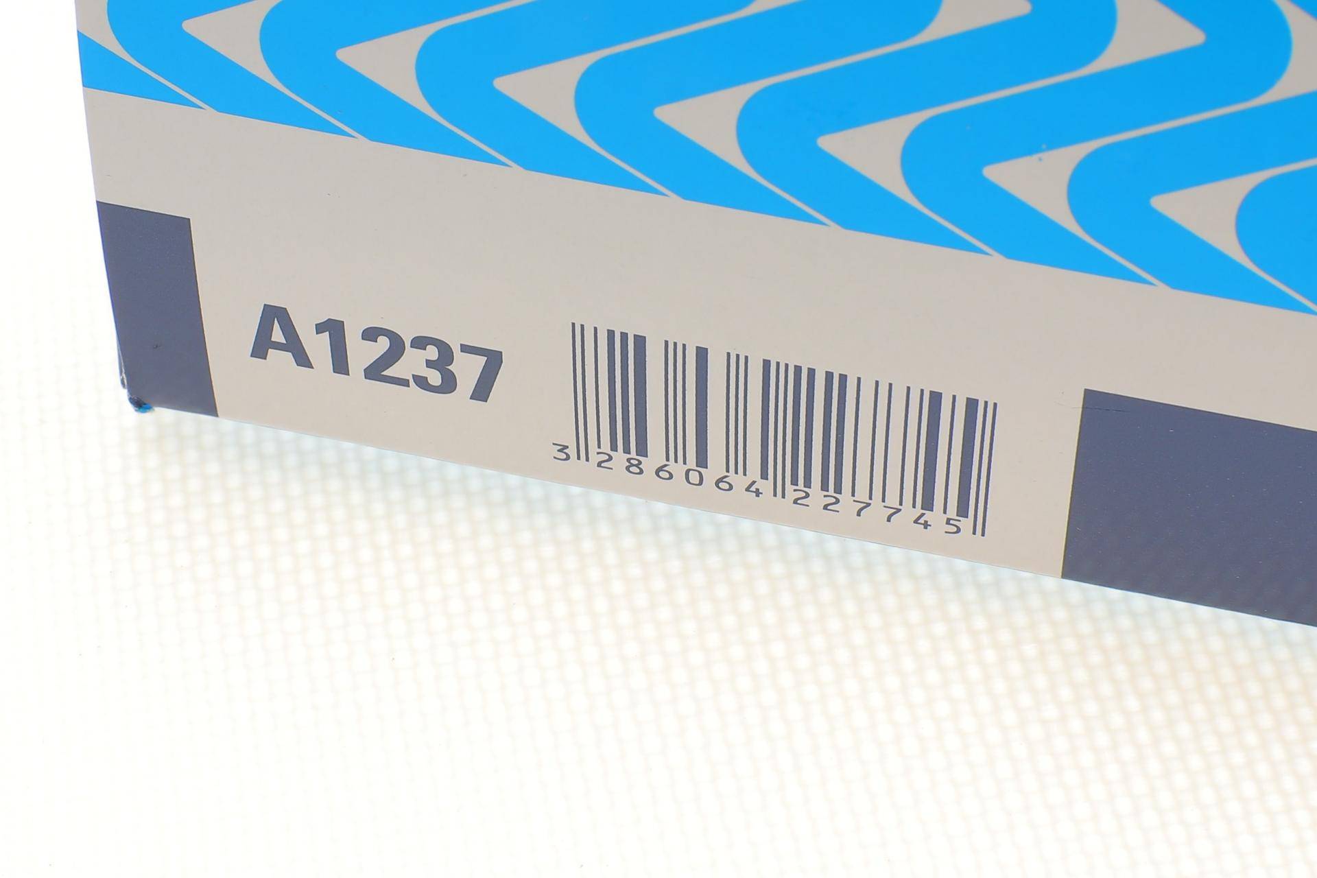 Фільтр повітряний Mazda 3/5 1.8-2.3 05-14