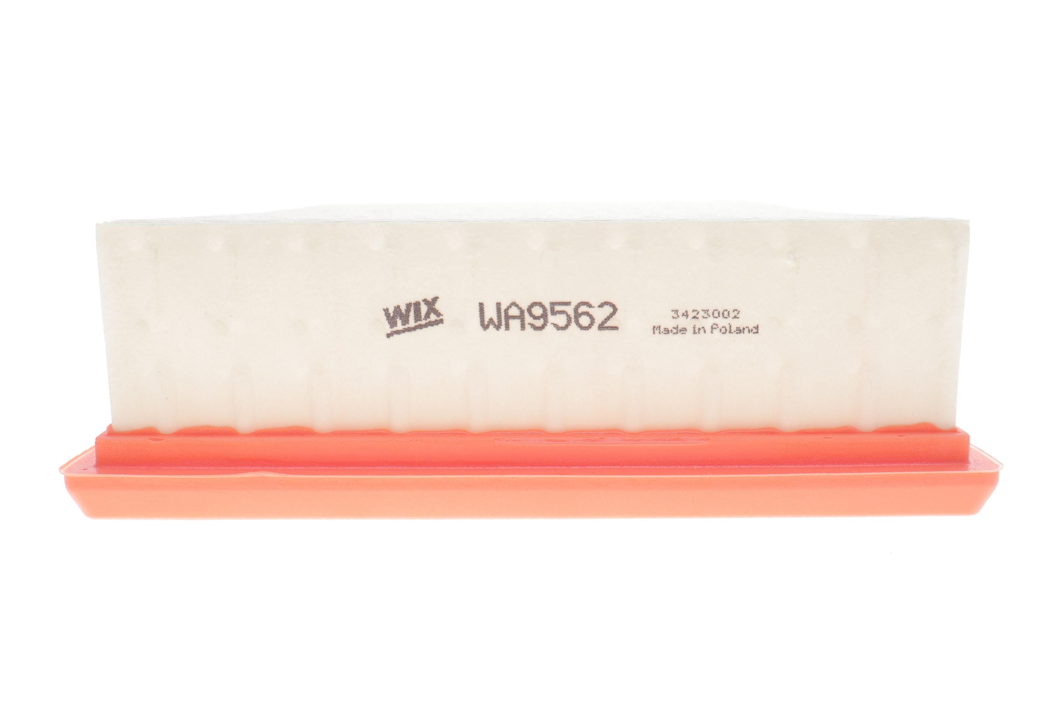 Фільтр повітряний Nissan Navara/Pathfinder 2.5 dCi 7/05-