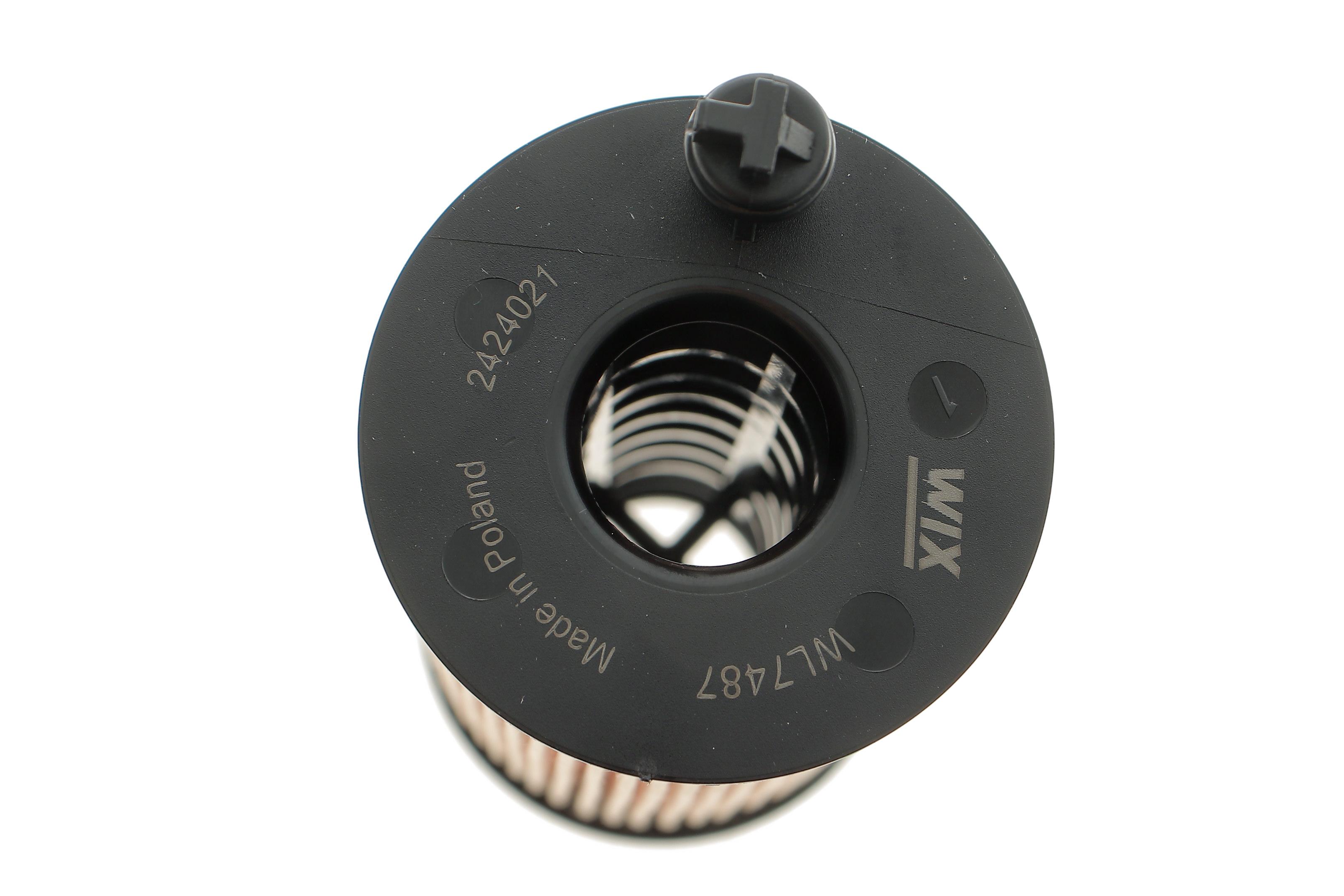 Фільтр масляний BMW 3 (E90-E93/F30/F80)/4 (F32)/5 (F10/F18)/7 (F01-F04)/X5 (F15/F85) 10- (N47/N57)