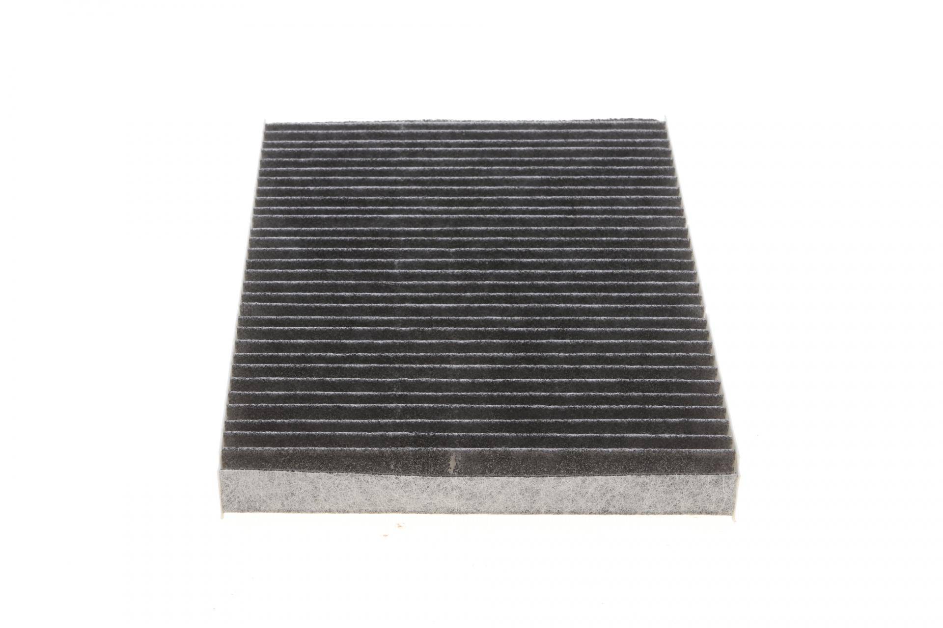 Фільтр салону VW Caddy II/Golf III/Skoda Octavia (вугільний)