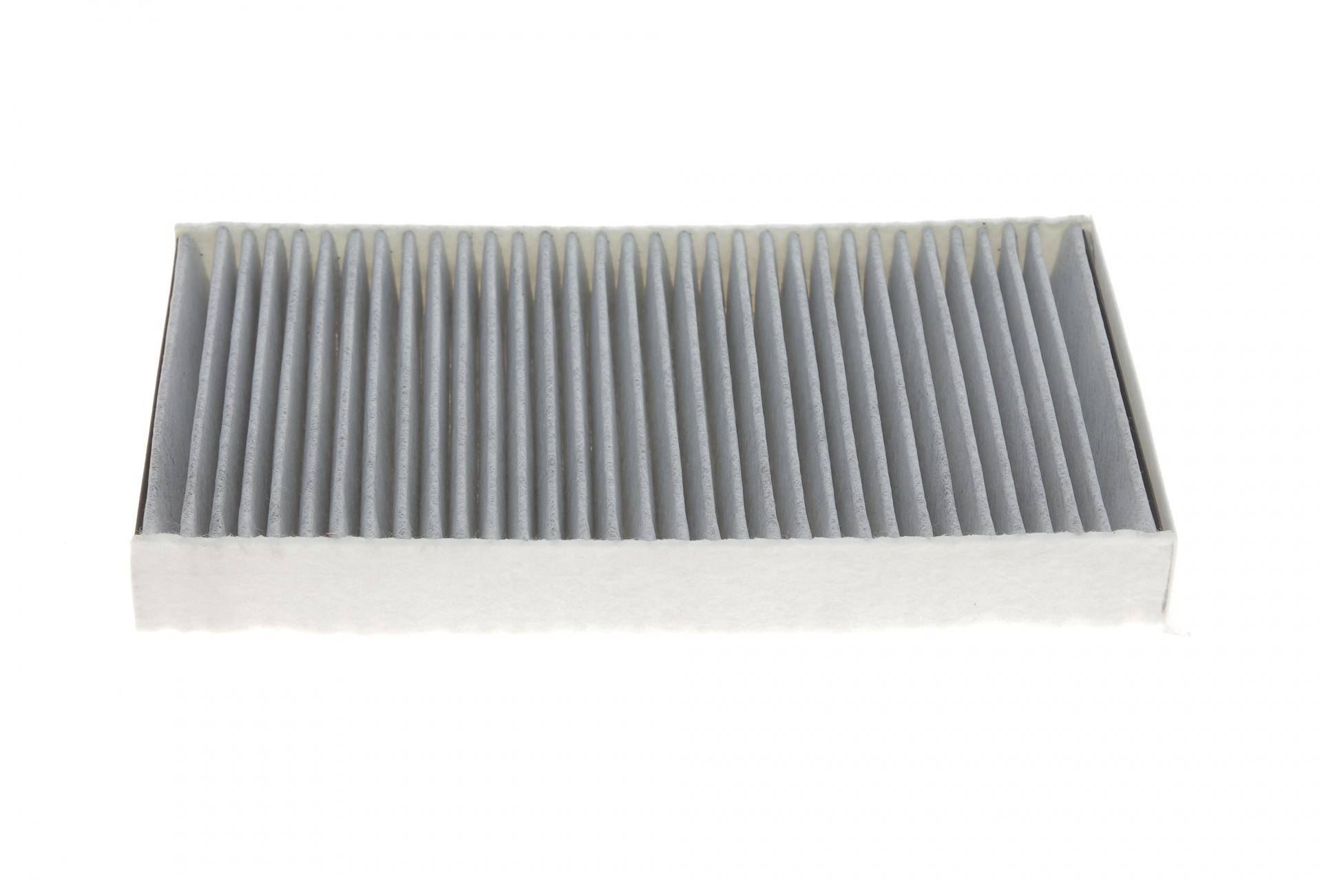 Фільтр салону BMW X1 14-/X2 (F39) 17-/I3 13- (вугільний) (к-кт 2 шт)