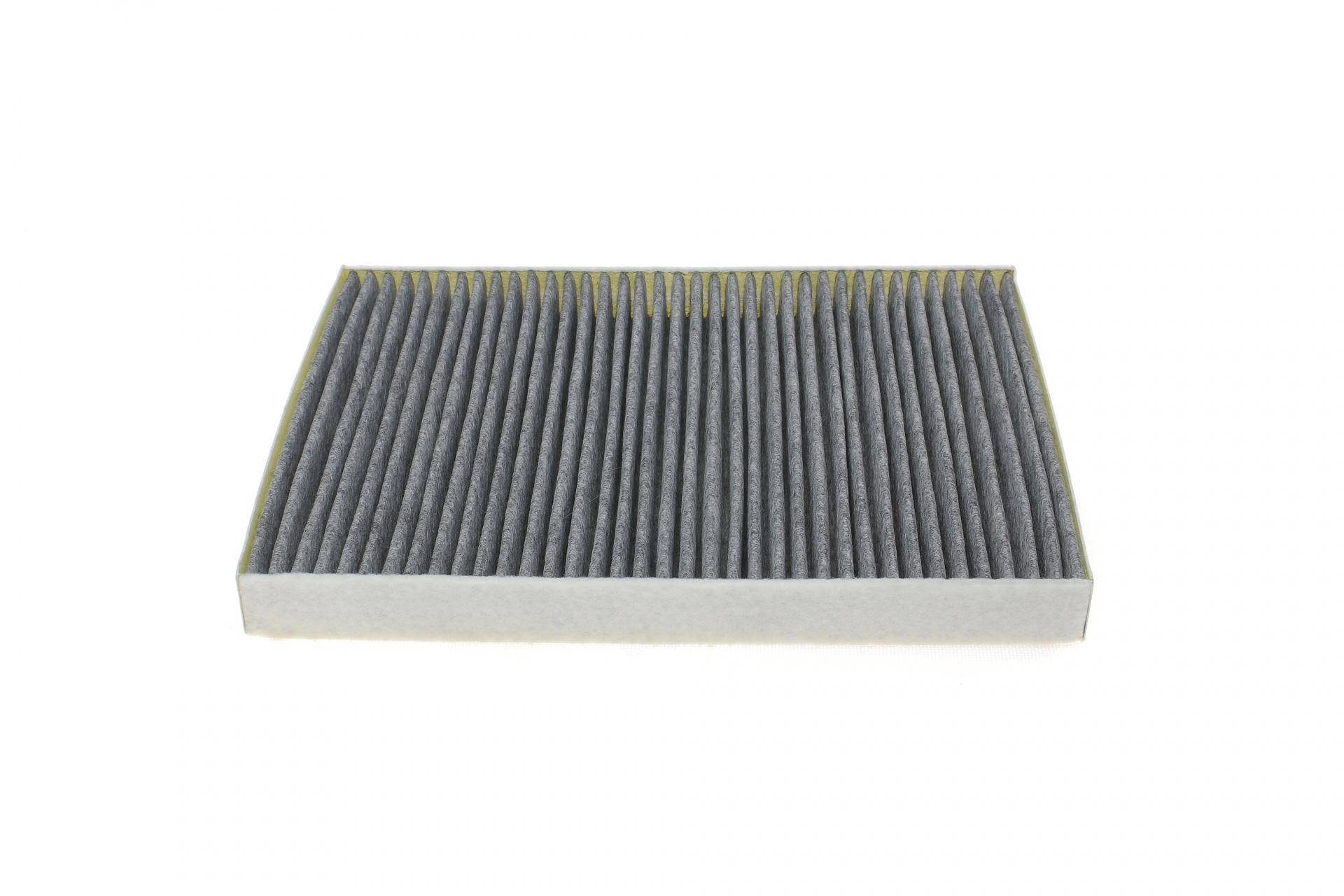 Фільтр салону Audi A4/ A5/ Q5/ Q7 2.0-3.0 TDI 15- (вугільний)