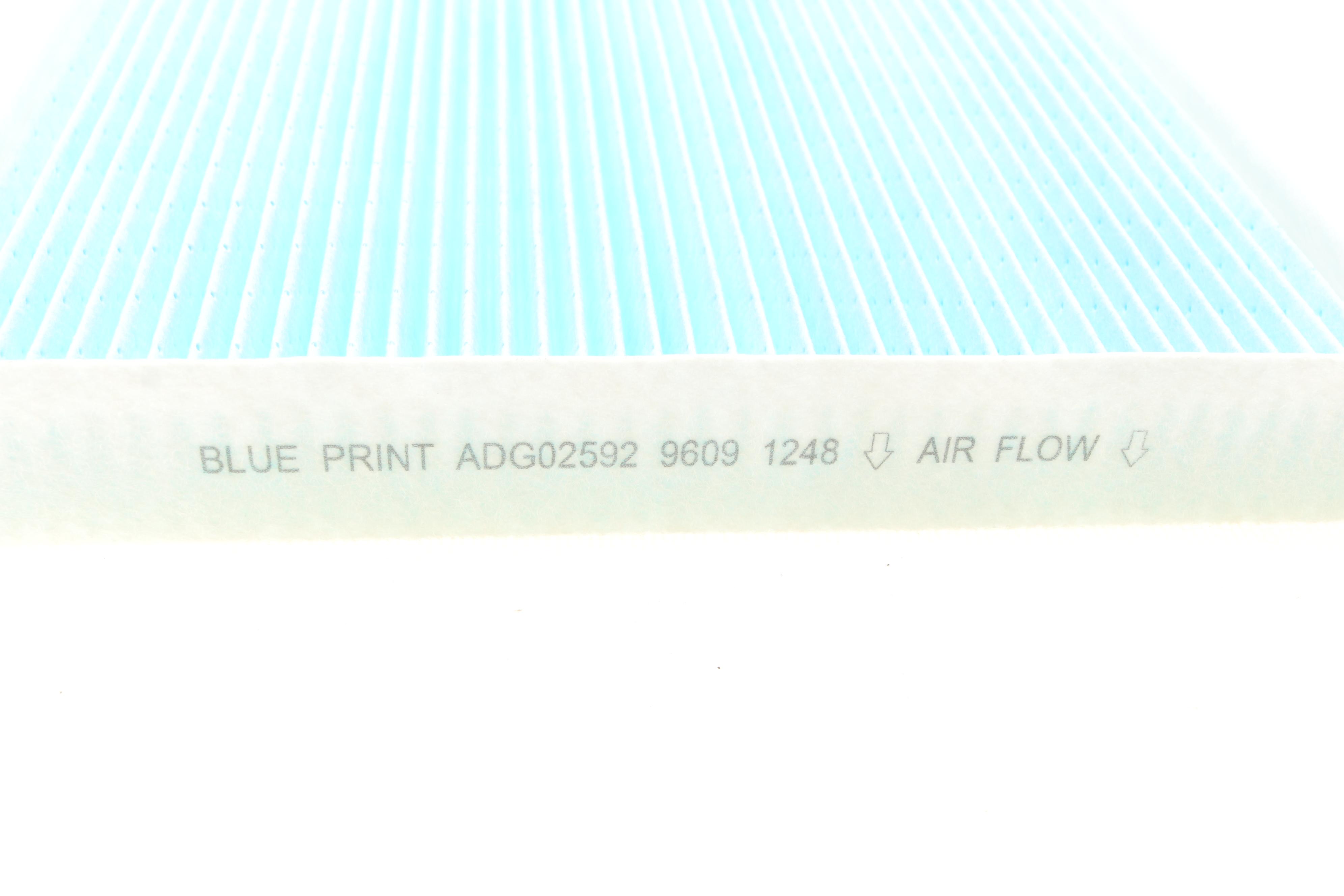 Фільтр салону Hyundai Tucson II 2.0/ Kia Sportage IV 2.0i 15-