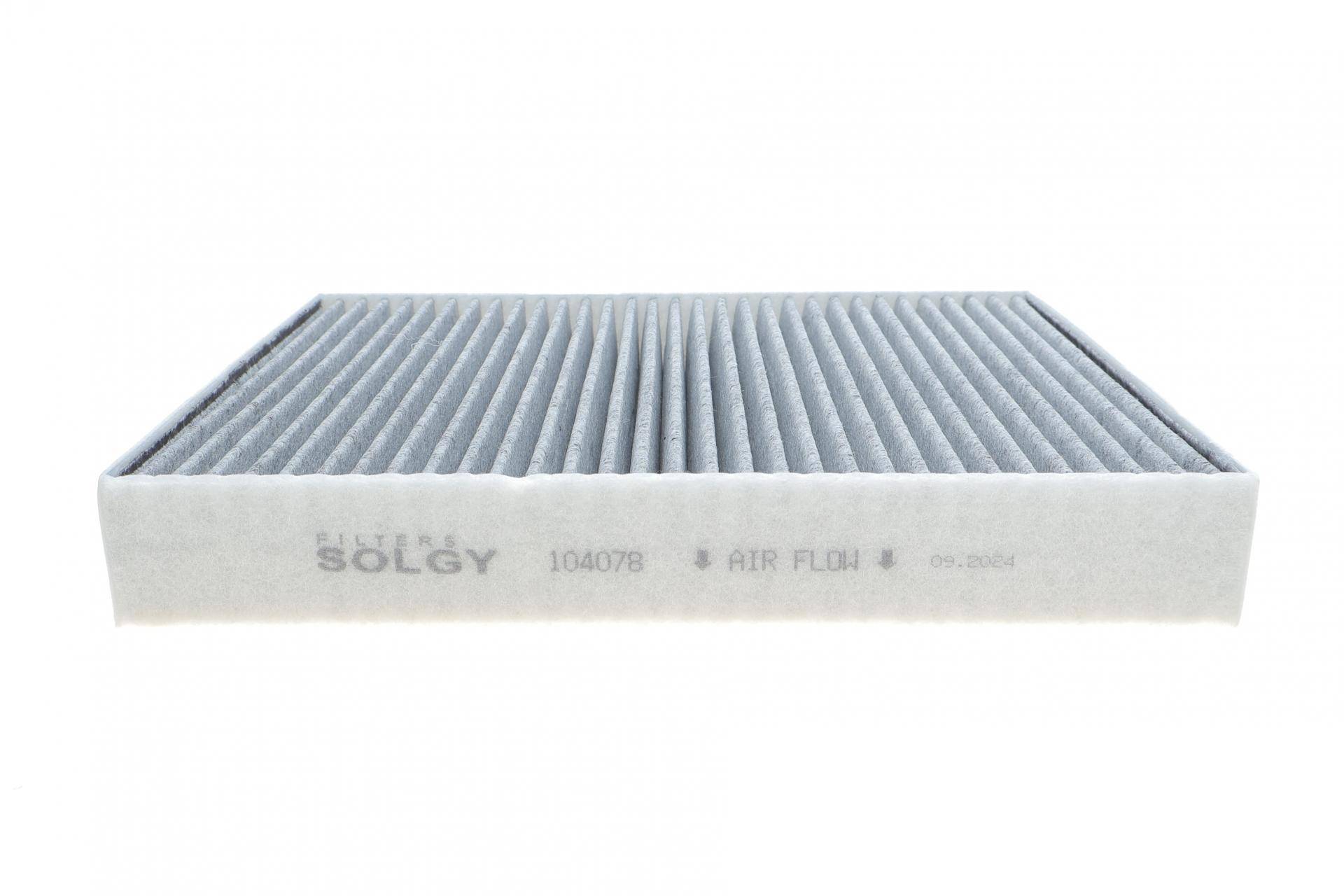 Фільтр салону Porsche Cayenne/VW Touareg 3.0D-4.8 10- (вугільний)