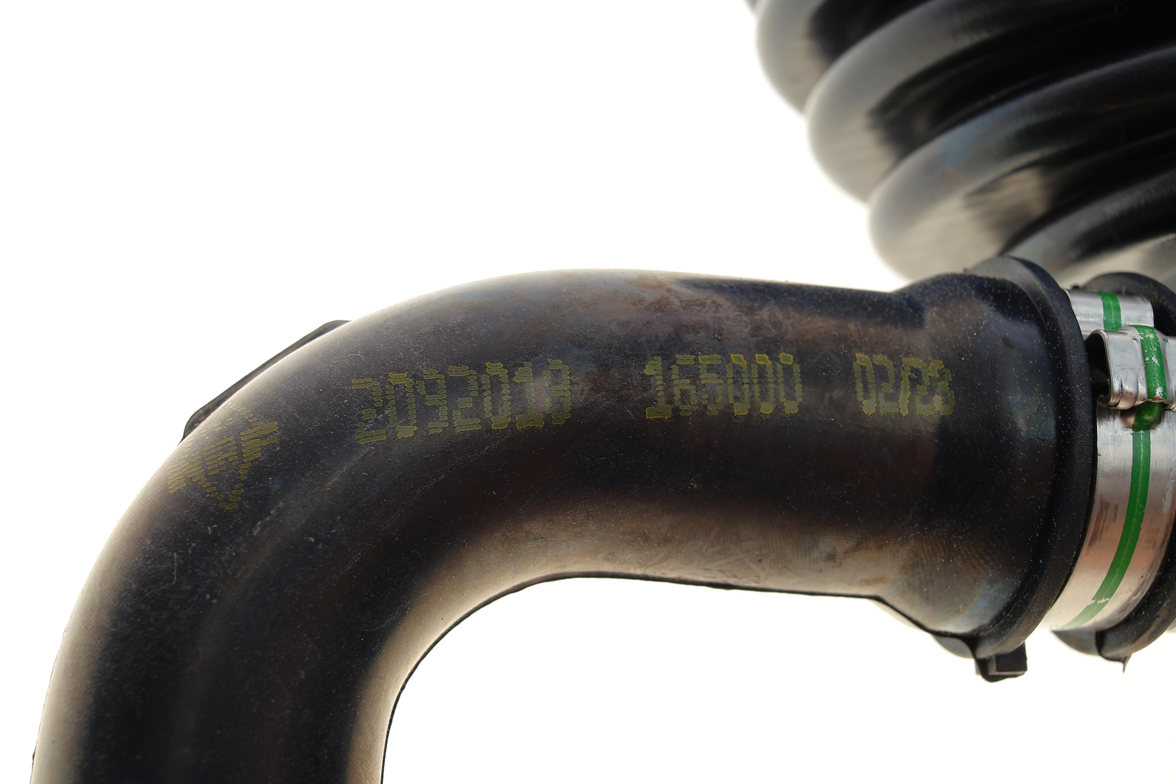 Патрубок фільтра повітряного Ford Focus II/Volvo C30/S40 II/V50 1.6 TDCi 04-12