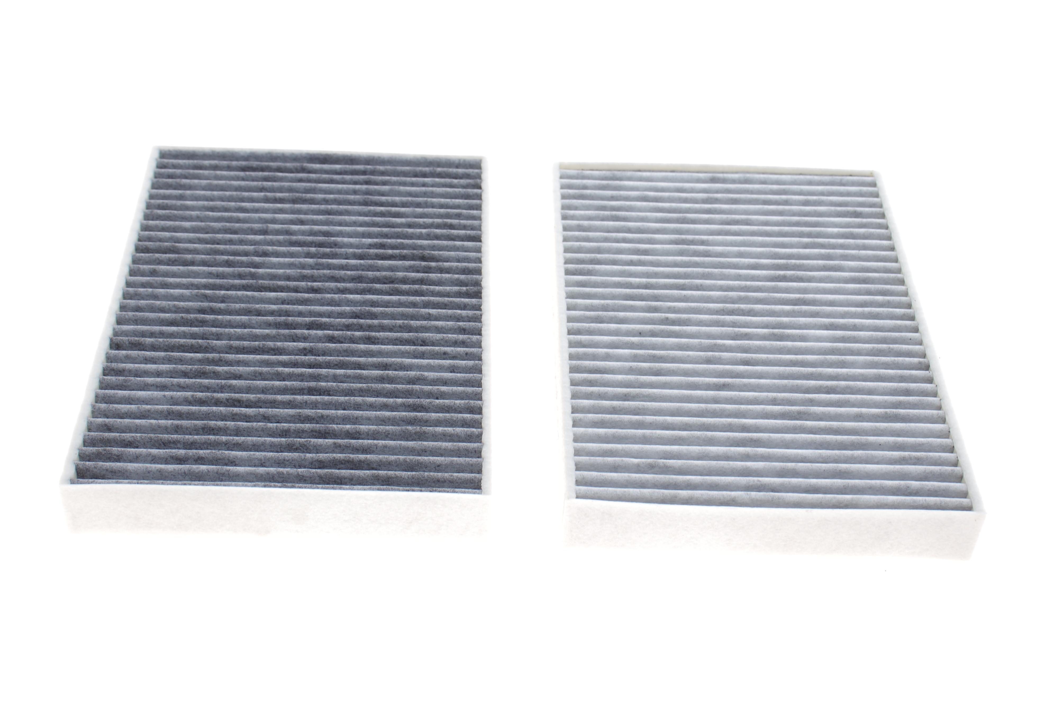 Фільтр салону BMW 5 (G30)/7(G11/G12) 15- (вугільний) (к-кт 2 шт.)