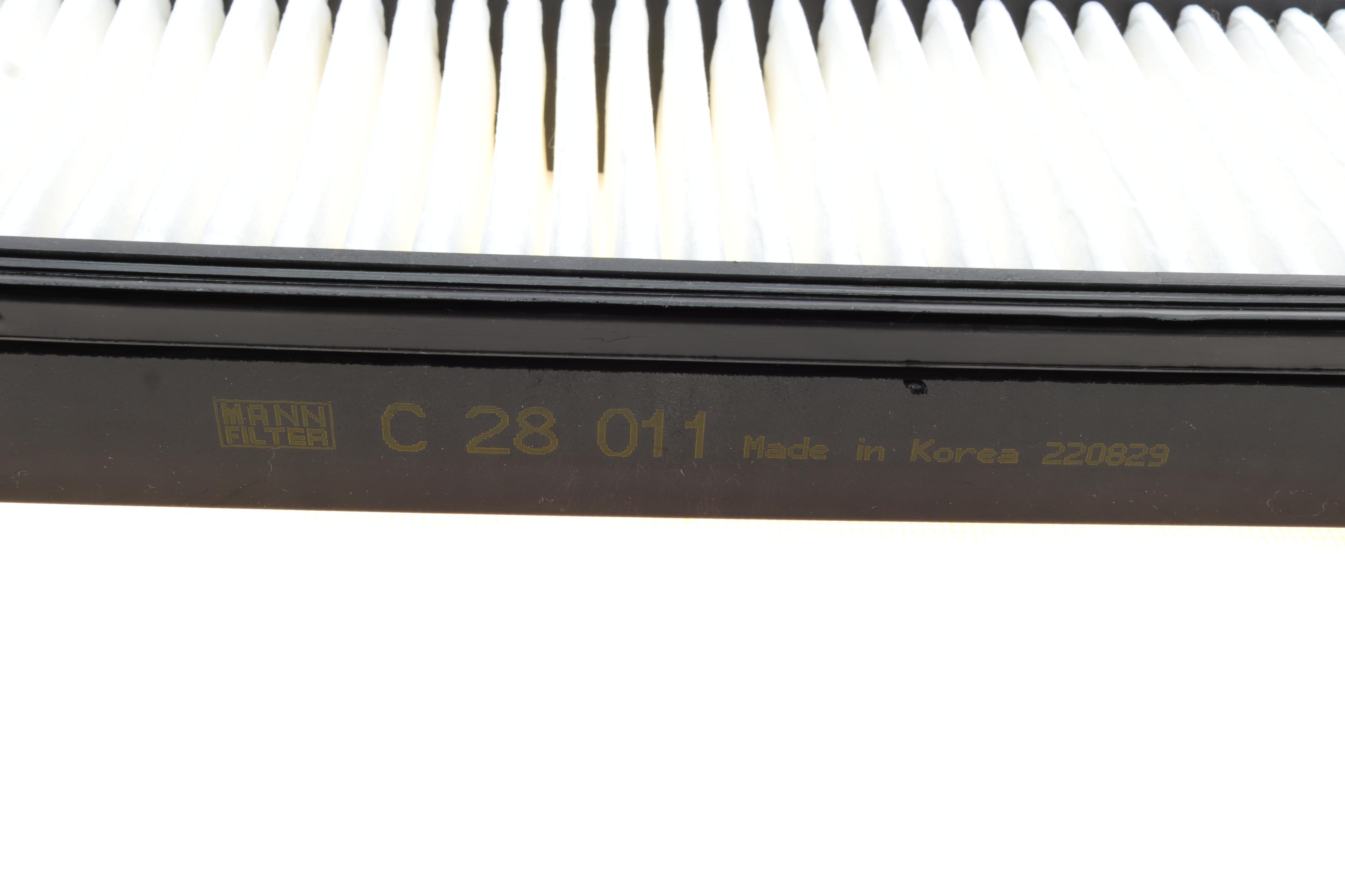 Фільтр повітряний Hyundai Santa Fe 2.0-2.2CRDi 06-13/Kia Sorento 2.0-2.2CRDi 09-12