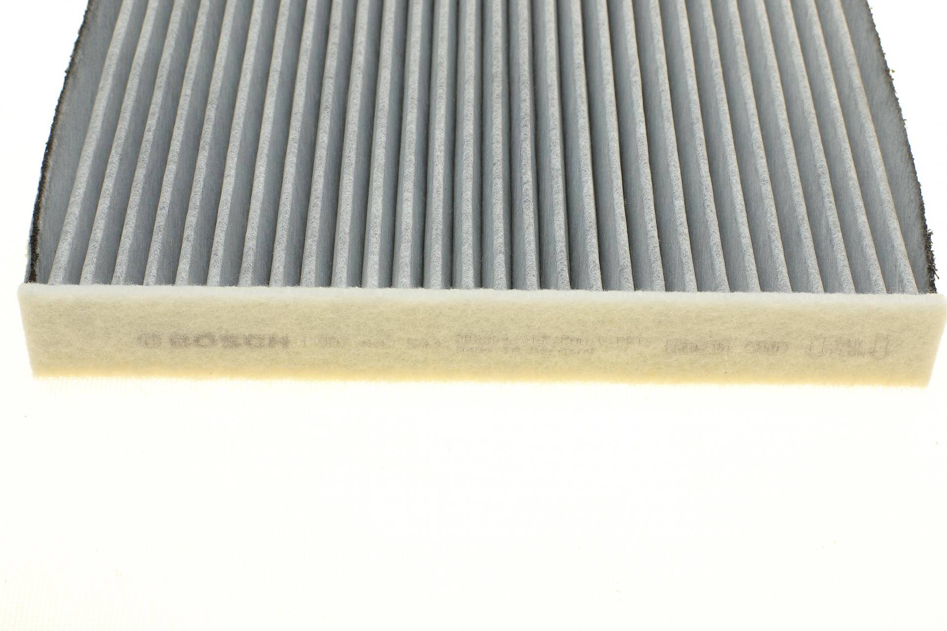 Фільтр салону VW Golf 1.2-1.4TSI/1.6-2.0TDI 12- (вугільний)