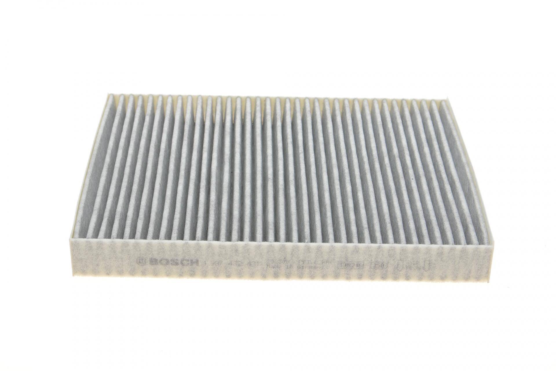 Фільтр салону VW T5 03- (вугільний)