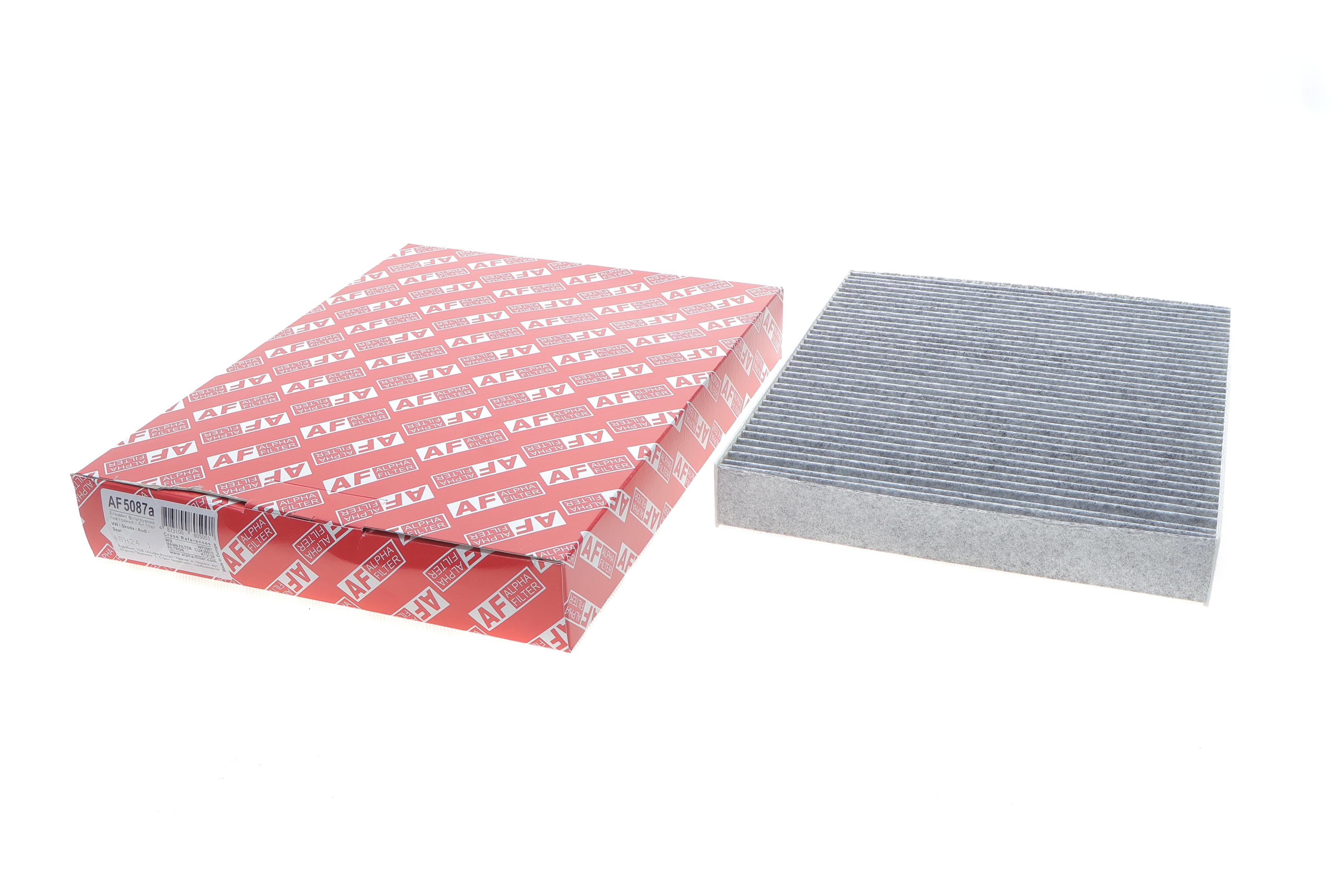 Фільтр салону Skoda Fabia/Roomster/VW Polo 99-10 (вугільний)