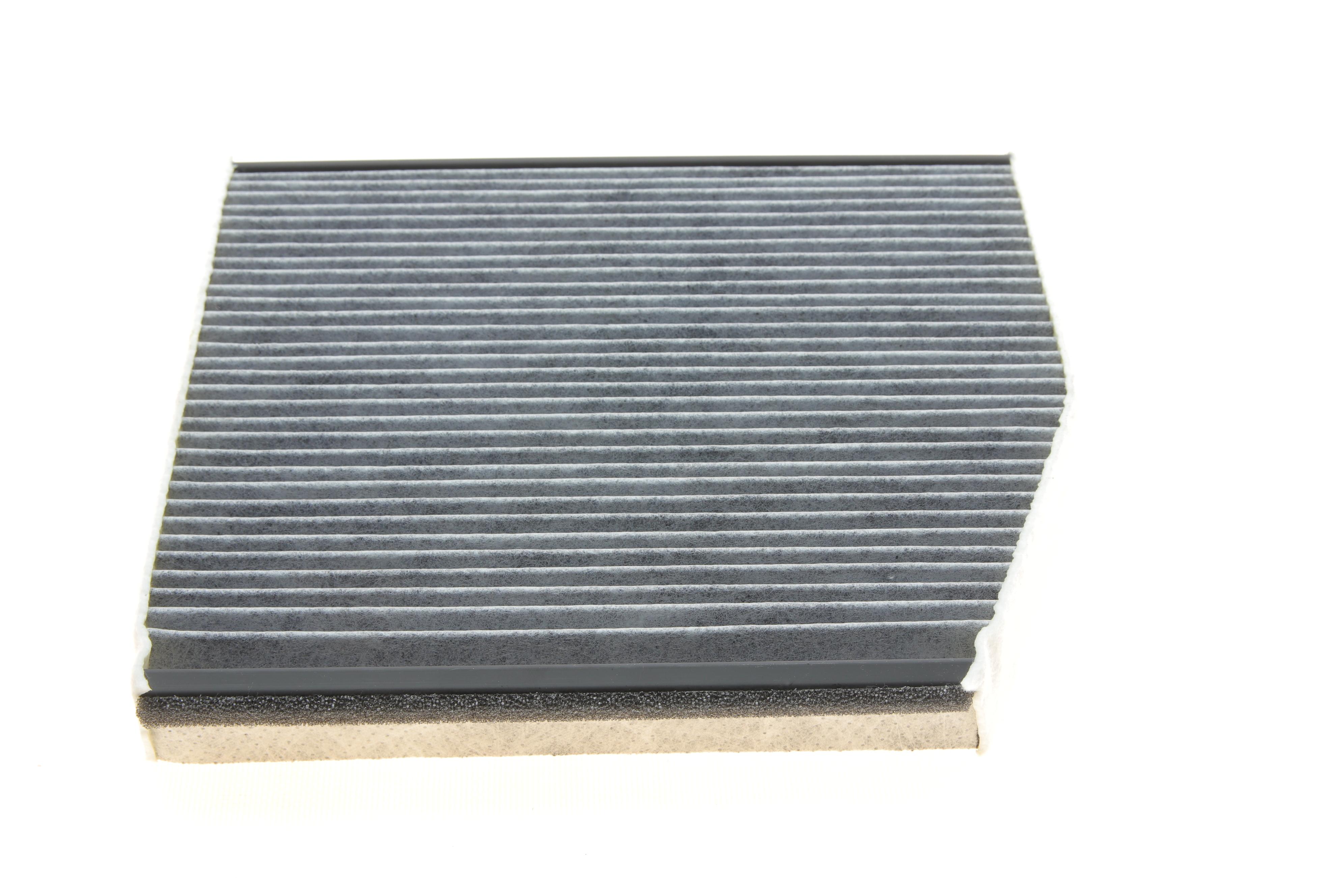 Фільтр салону MB A-class (W176)/B (W246/W242) 12-/Infiniti Q30 15- (вугільний)