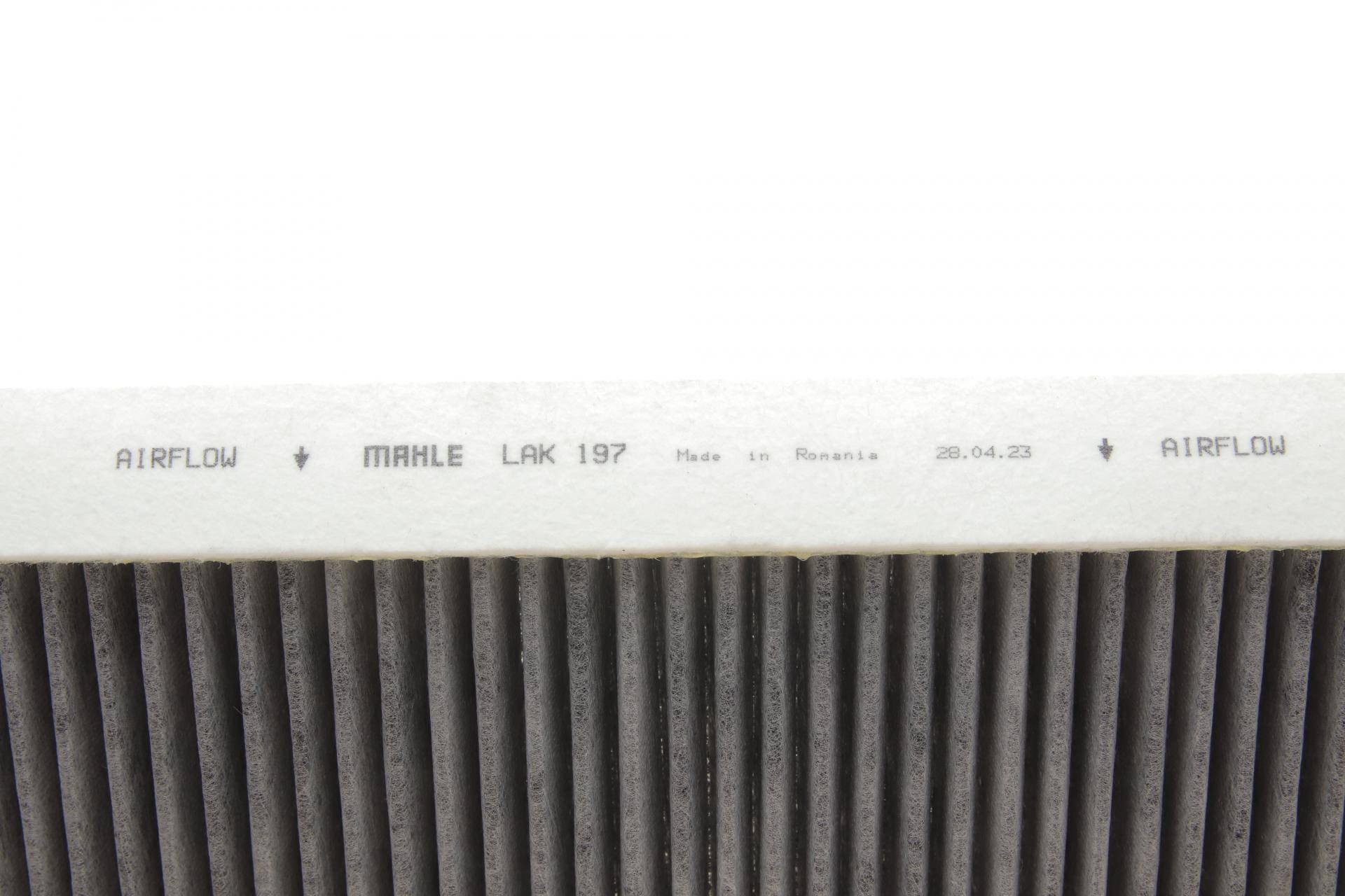 Фільтр салону BMW 5 (E60) 3.0D 01- (вугільний)