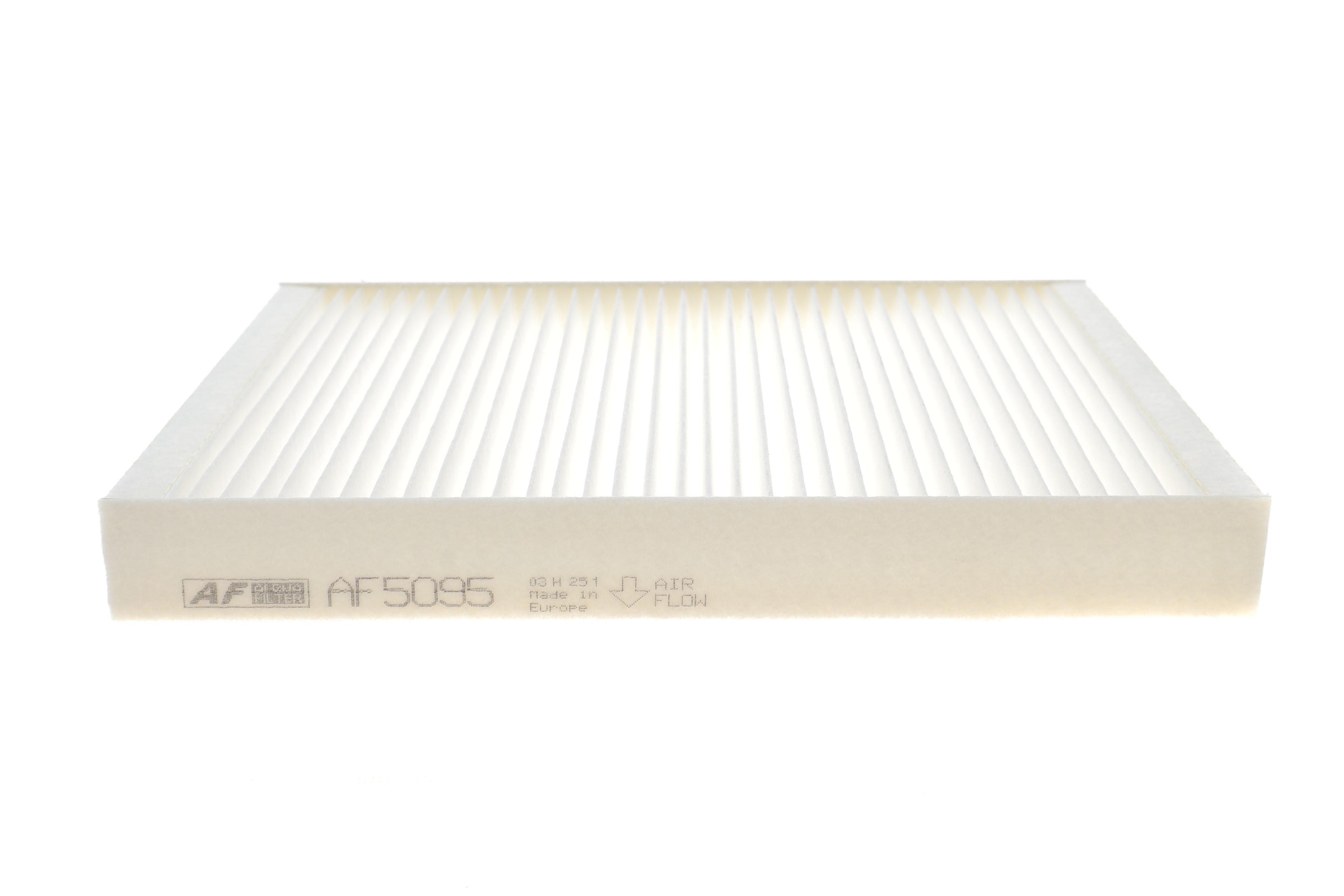 Фільтр салону BMW 5 (E39) 96-04 (к-кт 2 шт.)