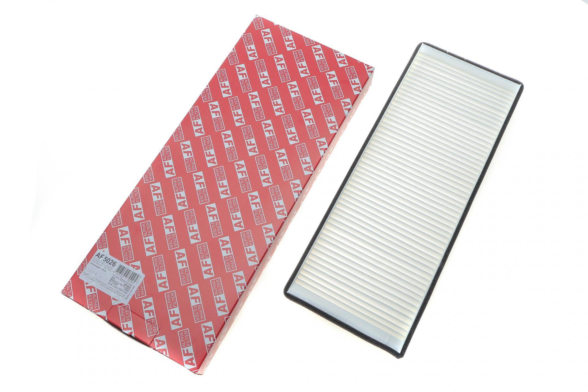 Фільтр салону Audi 80/90 93-97/A4 95-01/VW Passat 96-00