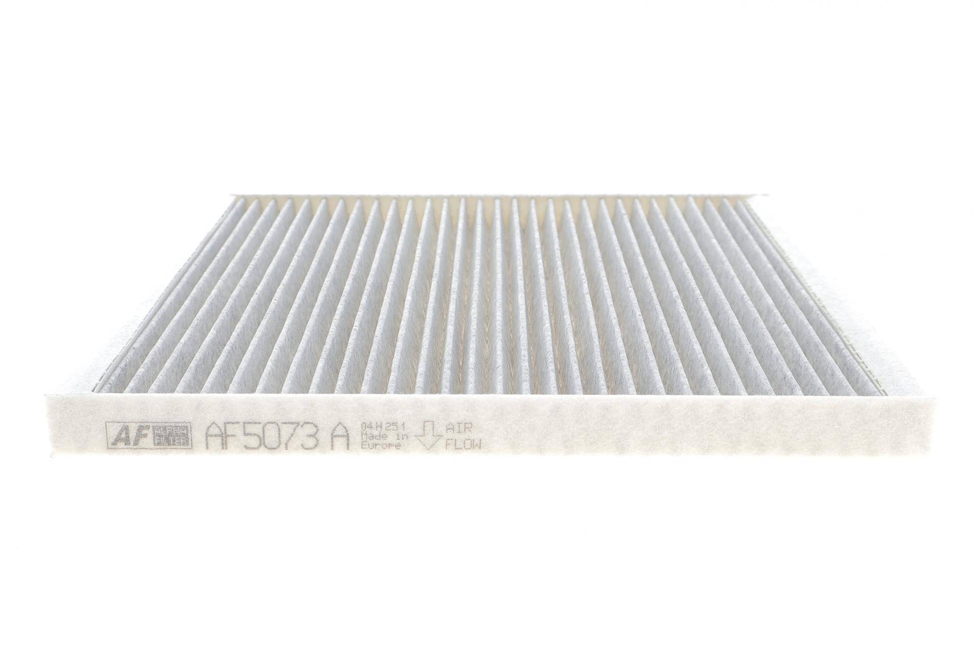 Фільтр салону Hyundai Accent/i40/Veloster 10-/Tucson 04-10/Kia Rio/Sportage/Carens 04- (вугільний)