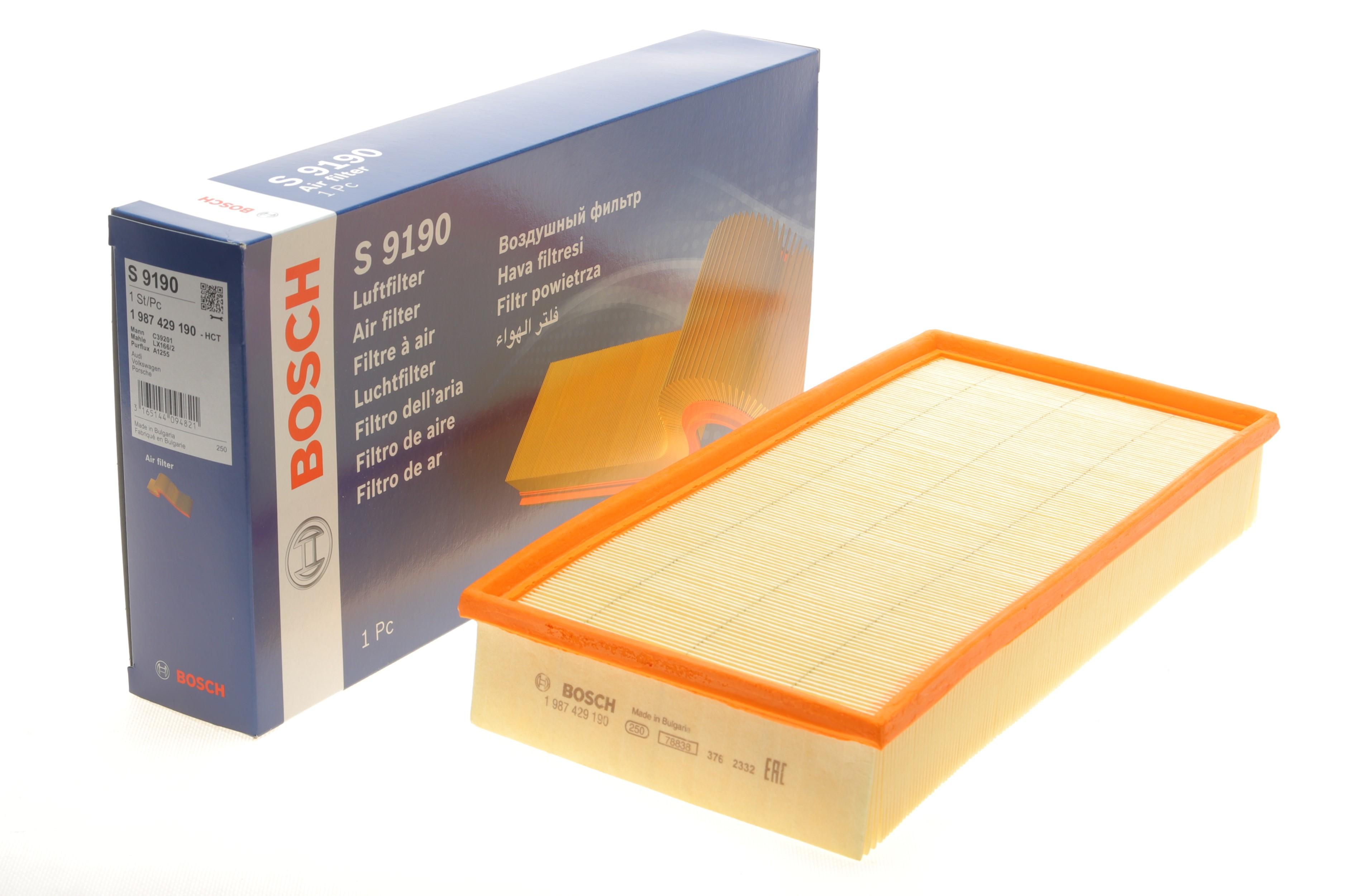 Фільтр повітряний Audi Q7/VW Touareg