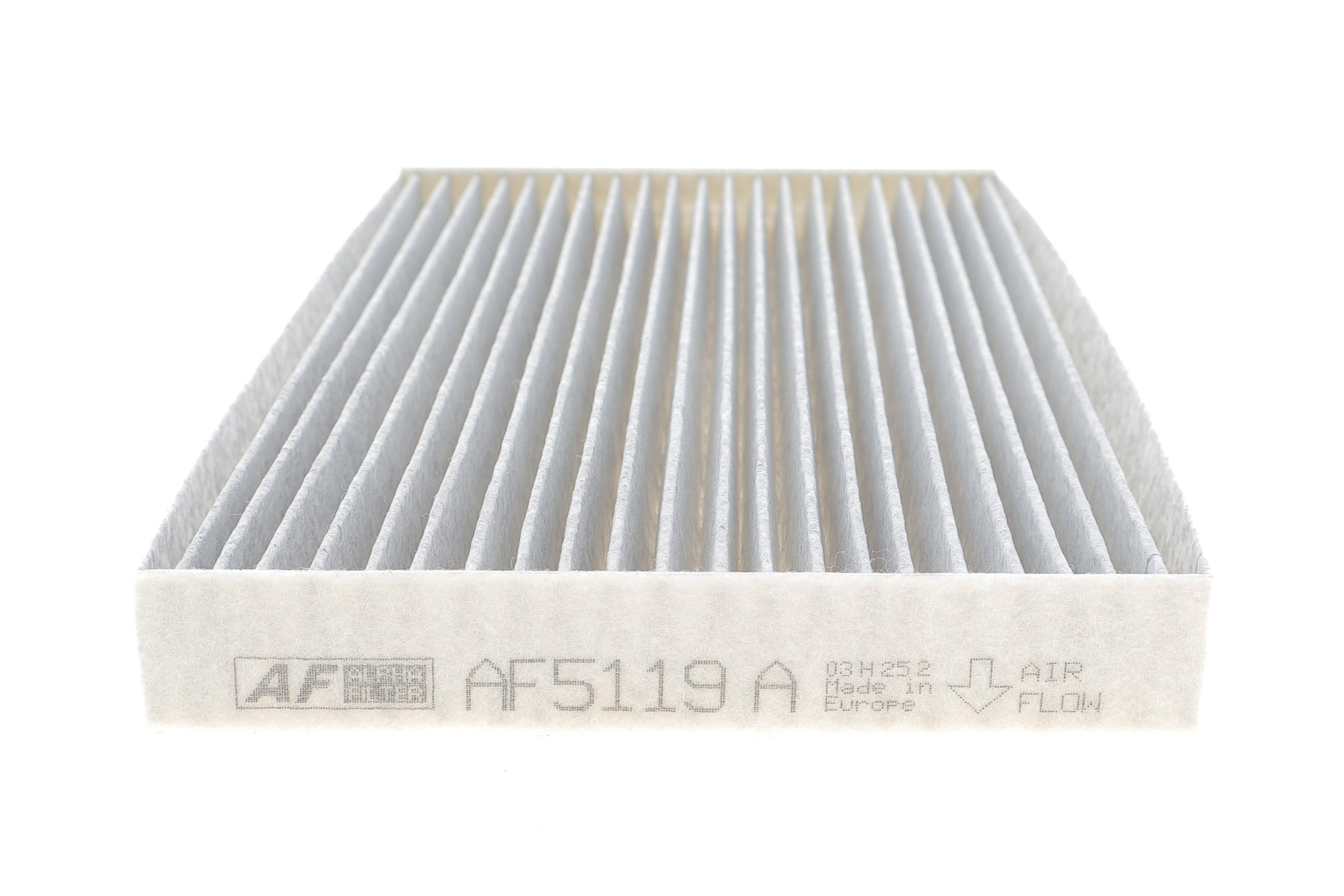 Фільтр салону Nissan Juke/Leaf/Cube 10- (вугільний)