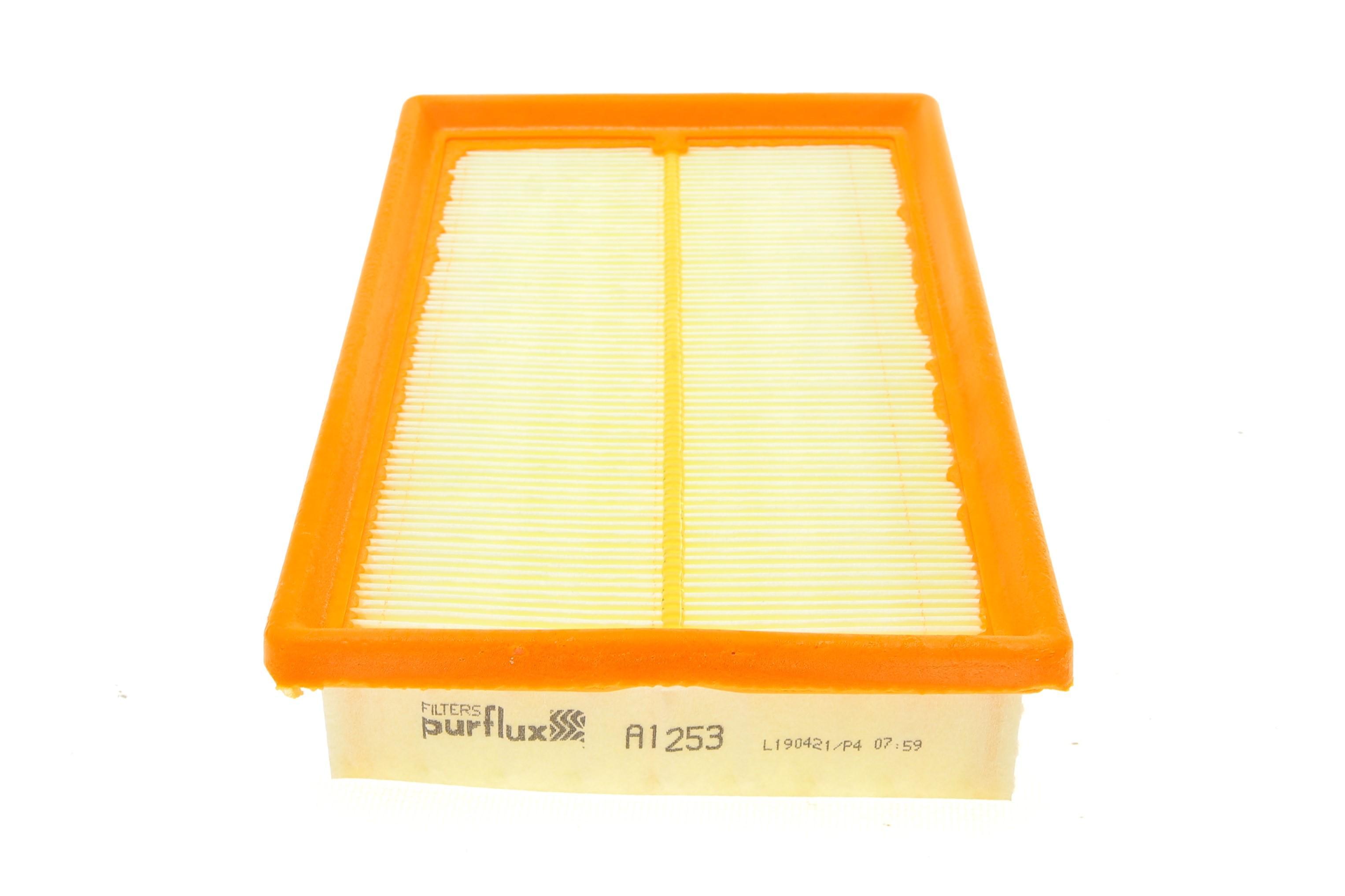 Фільтр повітряний Suzuki Swift III 05-