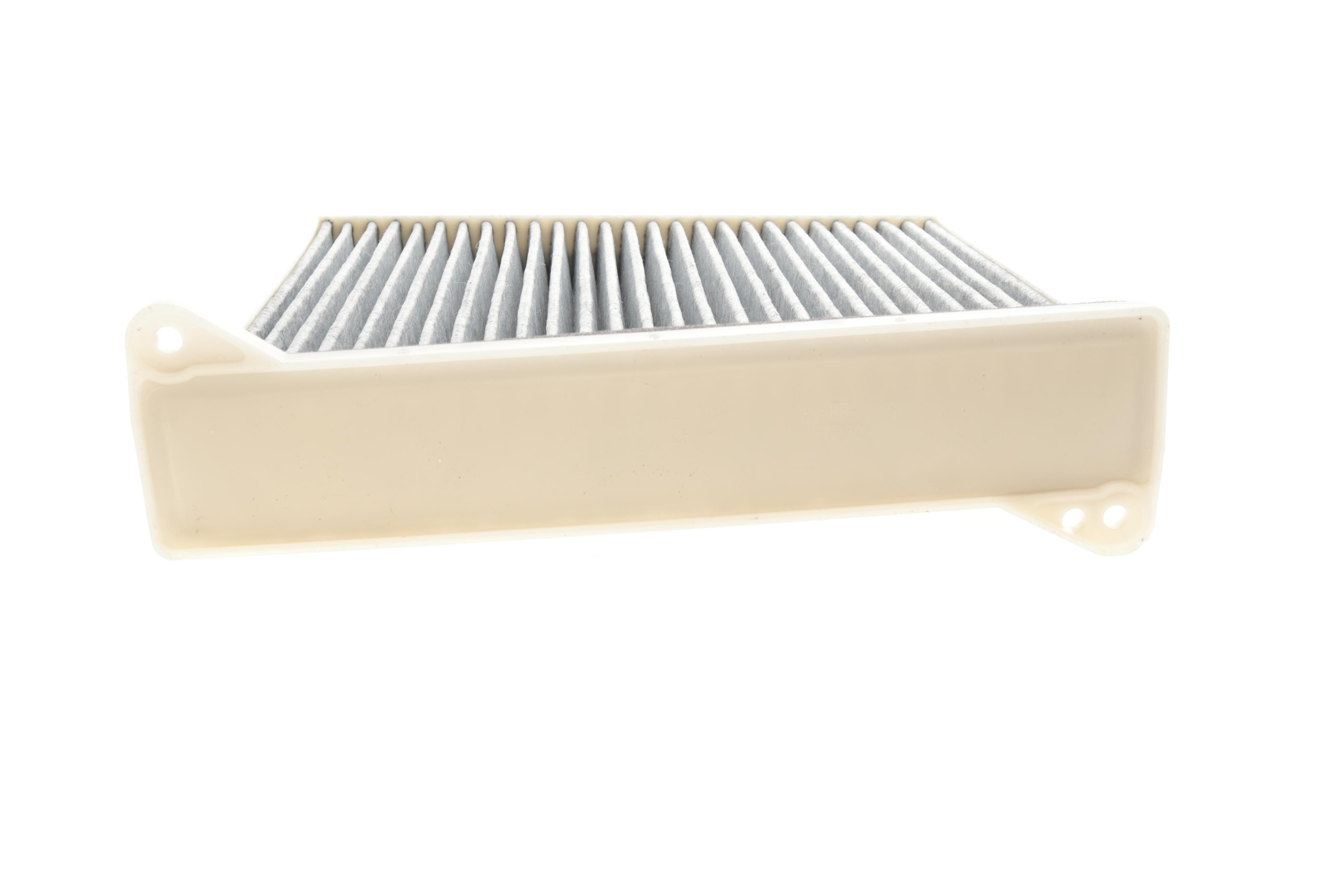 Фільтр салону Mitsubishi Grandis 04-11/L200 06-15/Lancer/Outlander 03-08/Pajero Sport 08- (вугільний