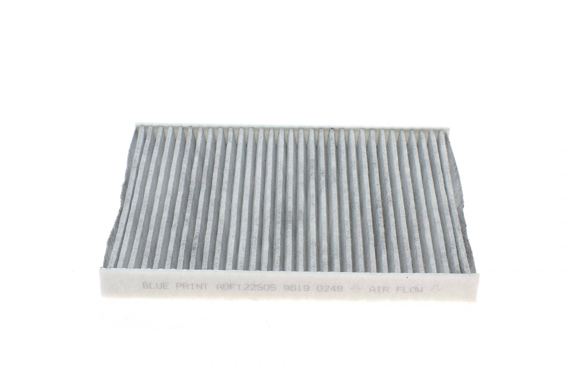 Фільтр салону Ford Fiesta 1.0-1.6TDCI 08- (вугільний)