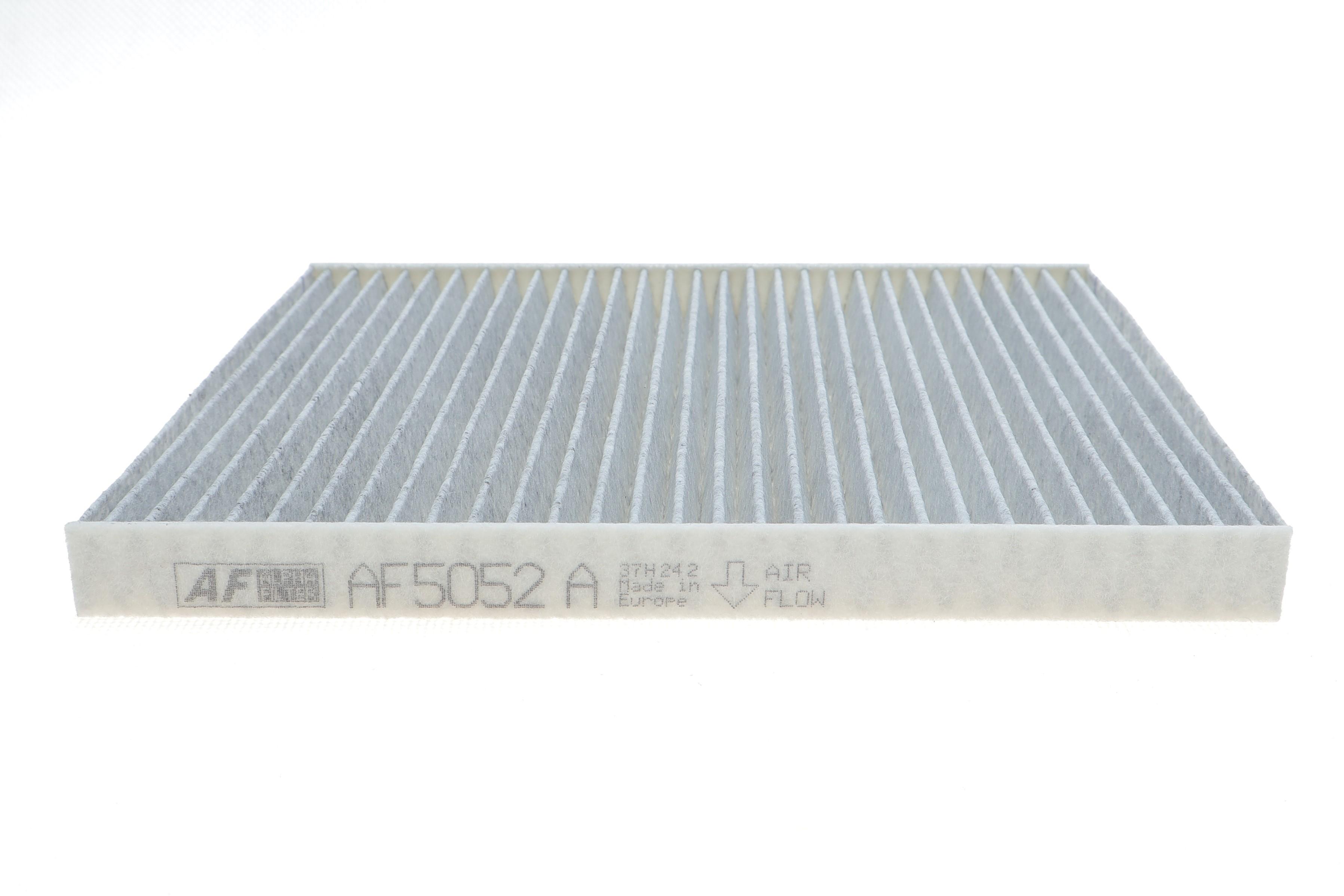 Фільтр салону Fiat Panda 1.1-1.4 JTD 95-/Ford Ka 1.2/1.3 TDCi 08-16 (вугільний)