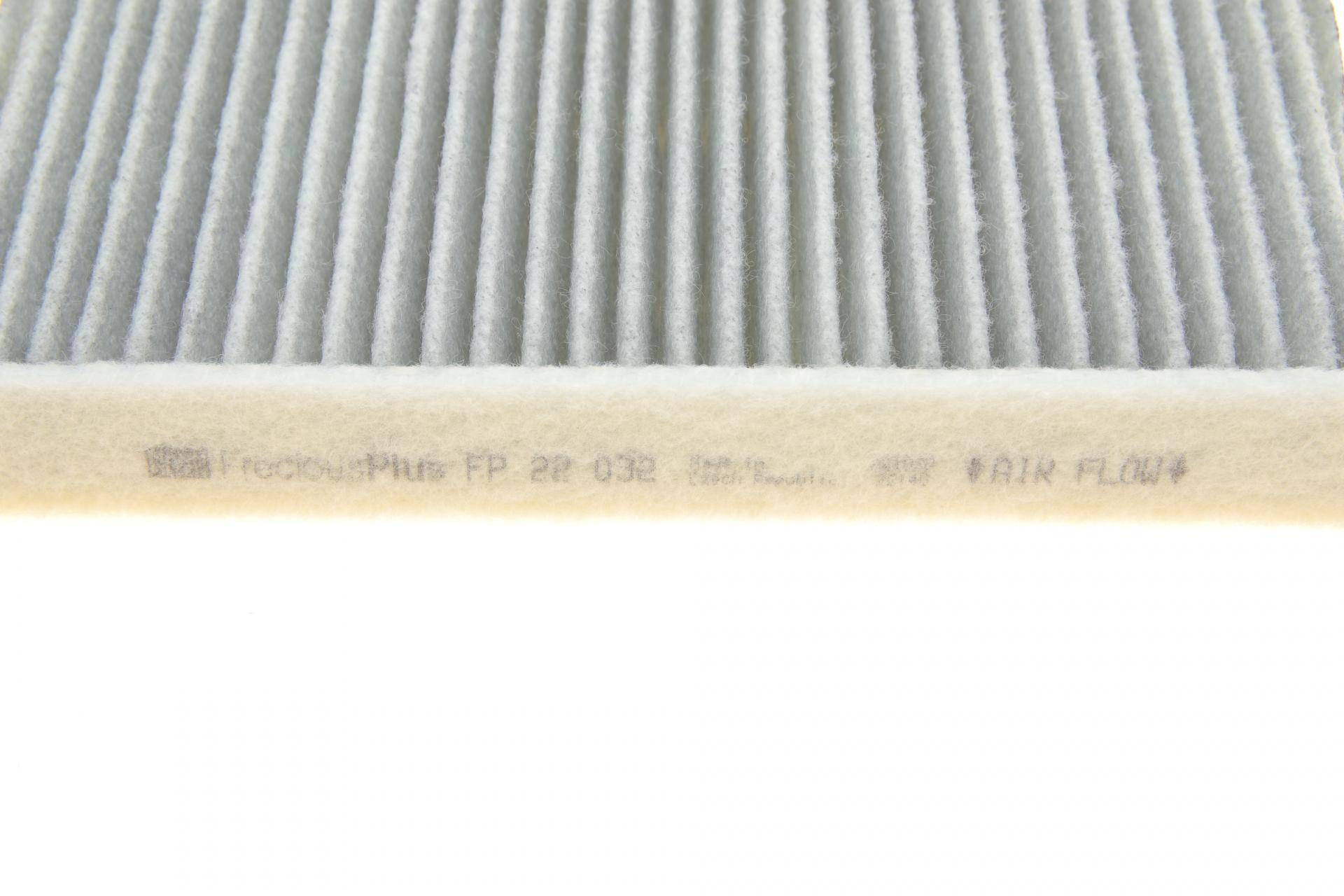 Фільтр салону Lexus ES/RX/UX/Toyota C-HR/Corolla/Hilux VIII/Prius/Rav4 1.2-3.5H 15- (вугільний/антибактеріальний)