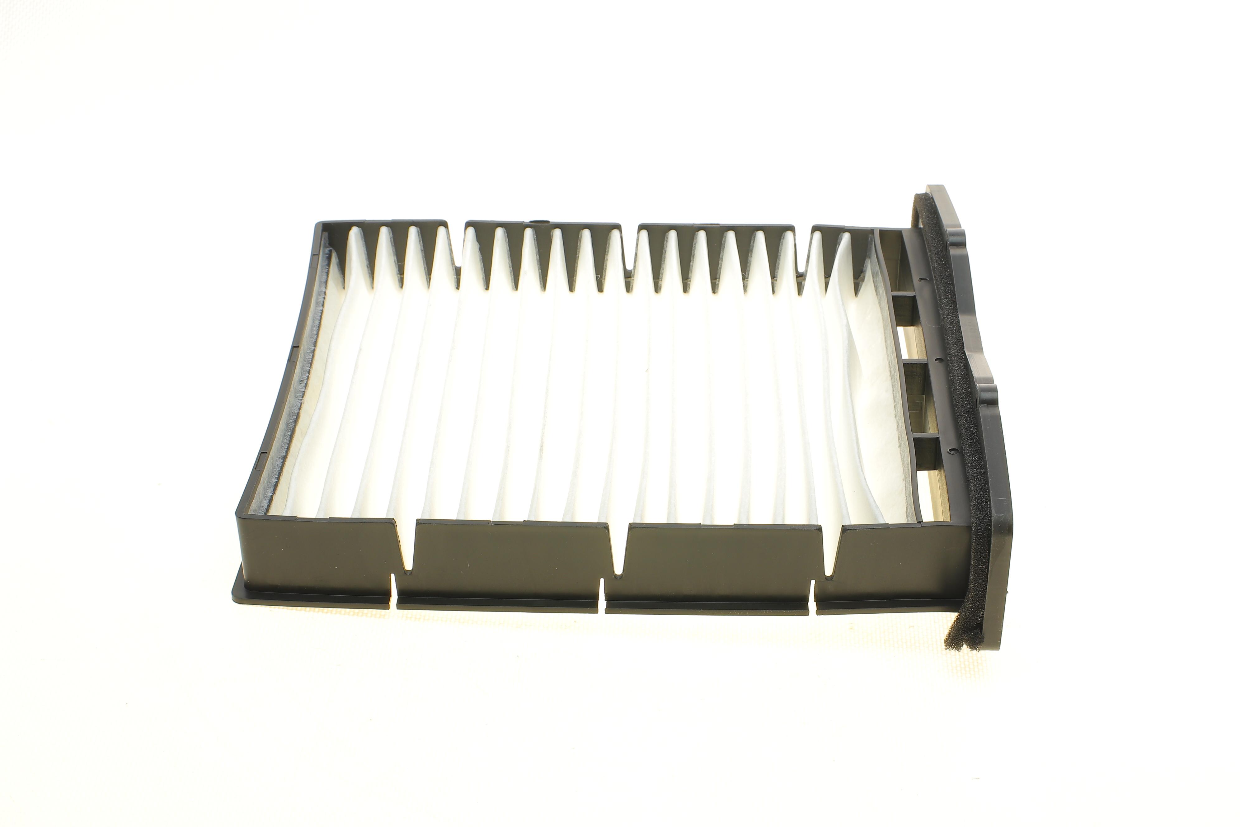 Фільтр салону Land Rover Freelander 1.8/2.0/2.5 98-06