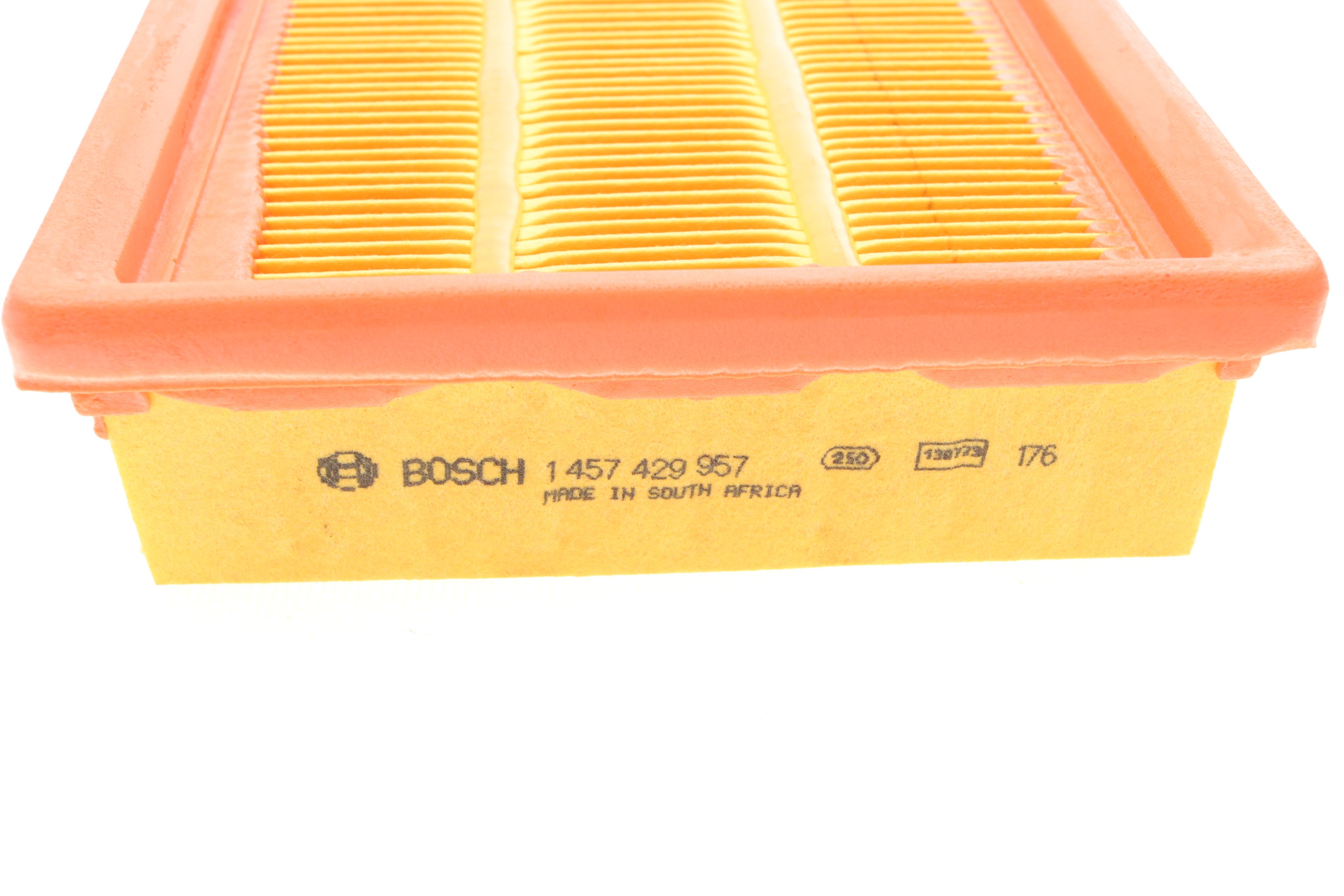 Фільтр повітряний VW Golf/ Passat 1.6-1.8 -93/ Chrysler Neon/ Voyager 1.8-3.8 95-01