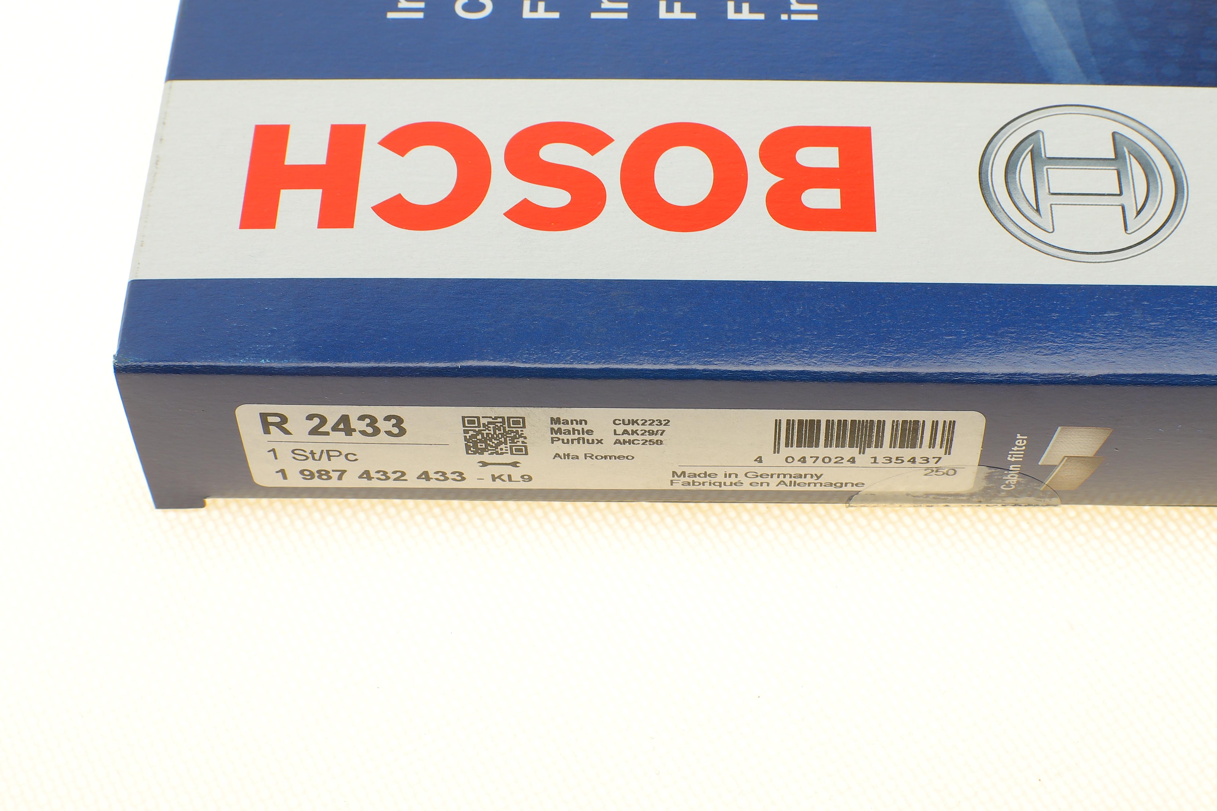 Фільтр салону Alfa Romeo Spider/159 06-11 (вугільний)