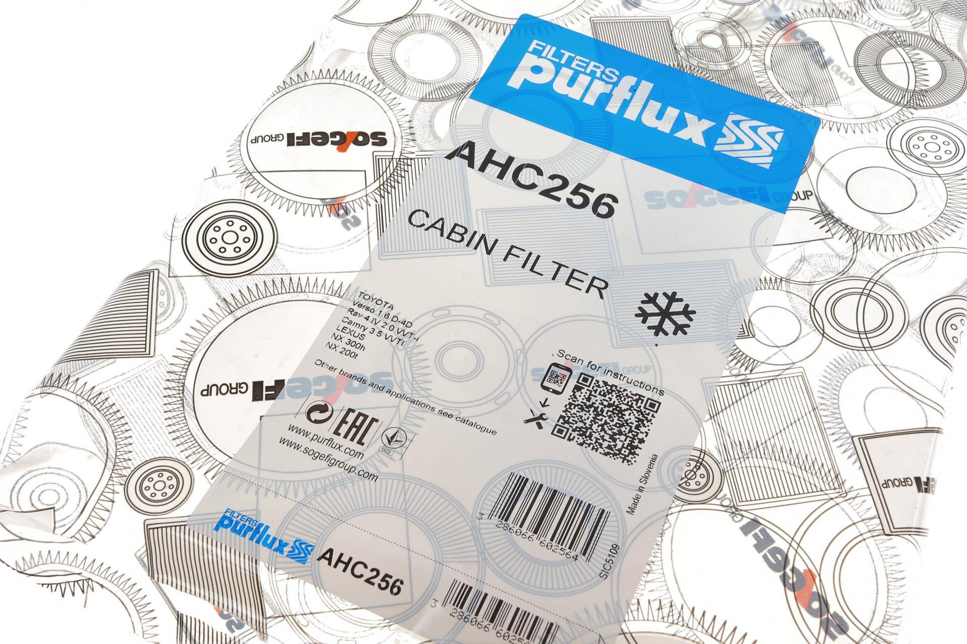 Фільтр салону Toyota Auris/Yaris 05- (вугільний)