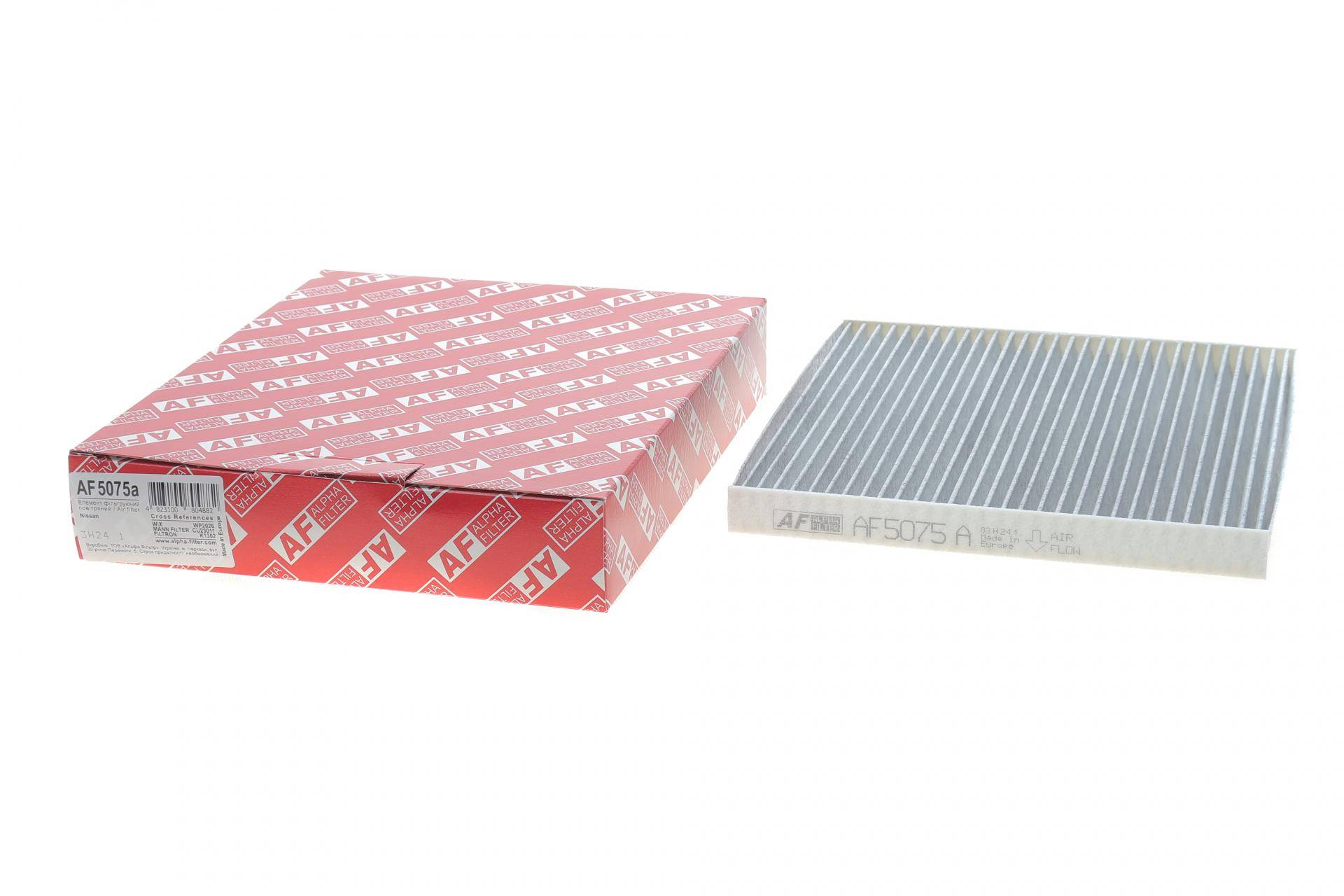 Фільтр салону Nissan Micra IV/Note 1.2/1.5D 10- (вугільний)