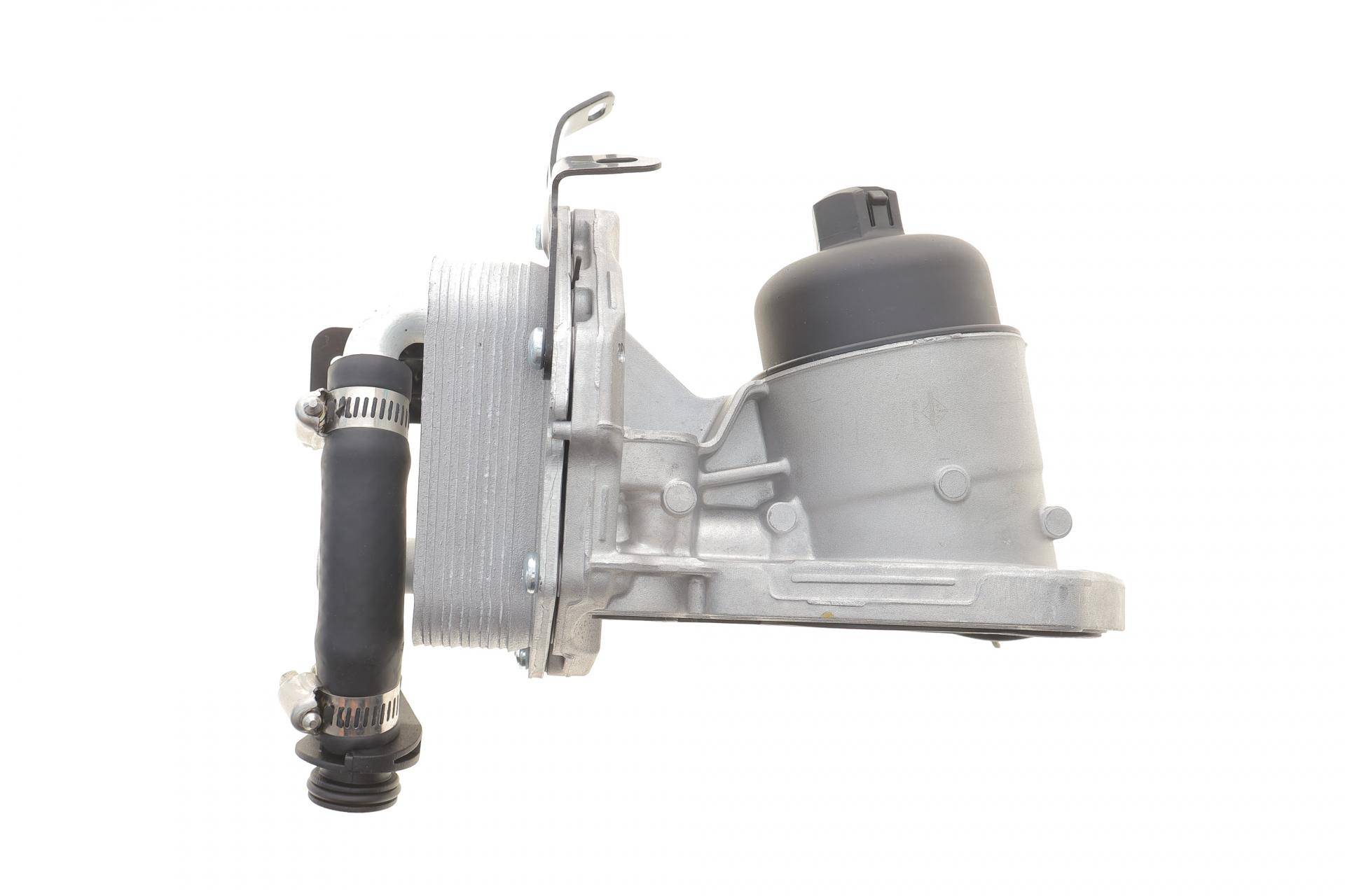 Корпус фільтра масляного (з радіатором) Citroen C5 /C6/C8/Peugeot 4007/407/508/607/807 2.2HDi 06-