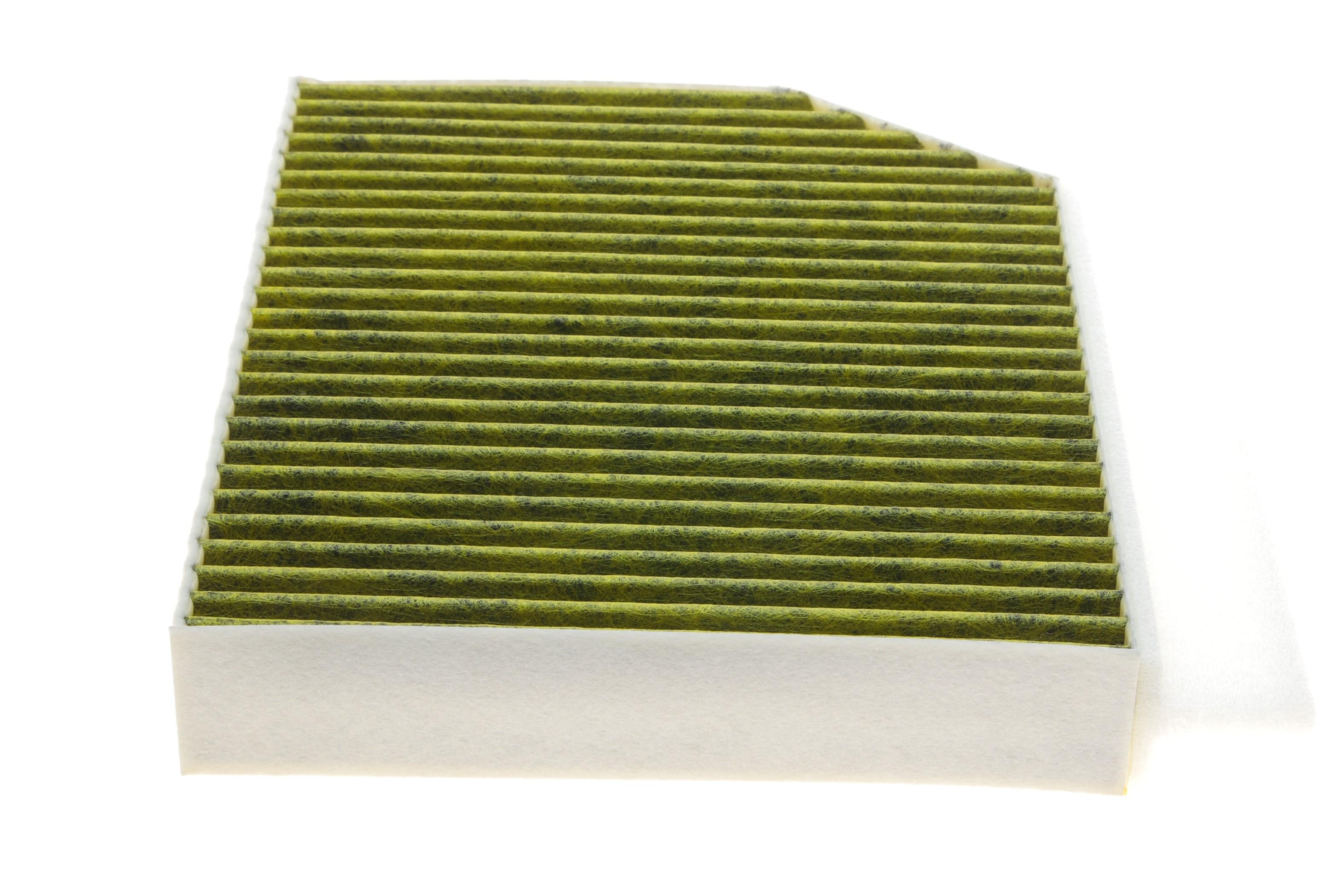 Фільтр салону MB C-class (W 205) 14-/E-class (W213) 16- (вугільний/антибактеріальний)