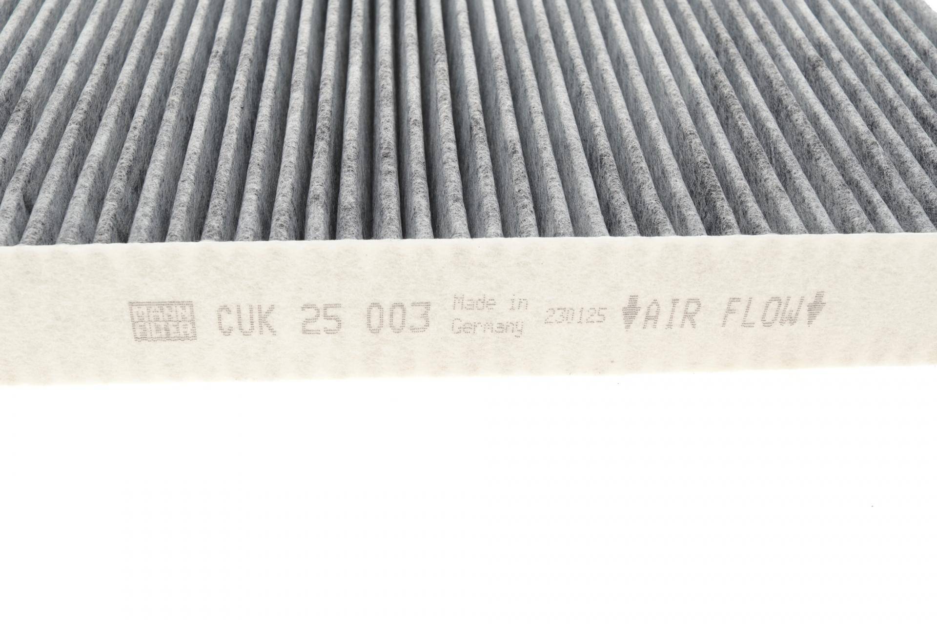 Фільтр салону Nissan Qashqai II/Renault Espace V/Kadjar/Megane IV/Talisman 1.2-1.6D 13- (вугільний)