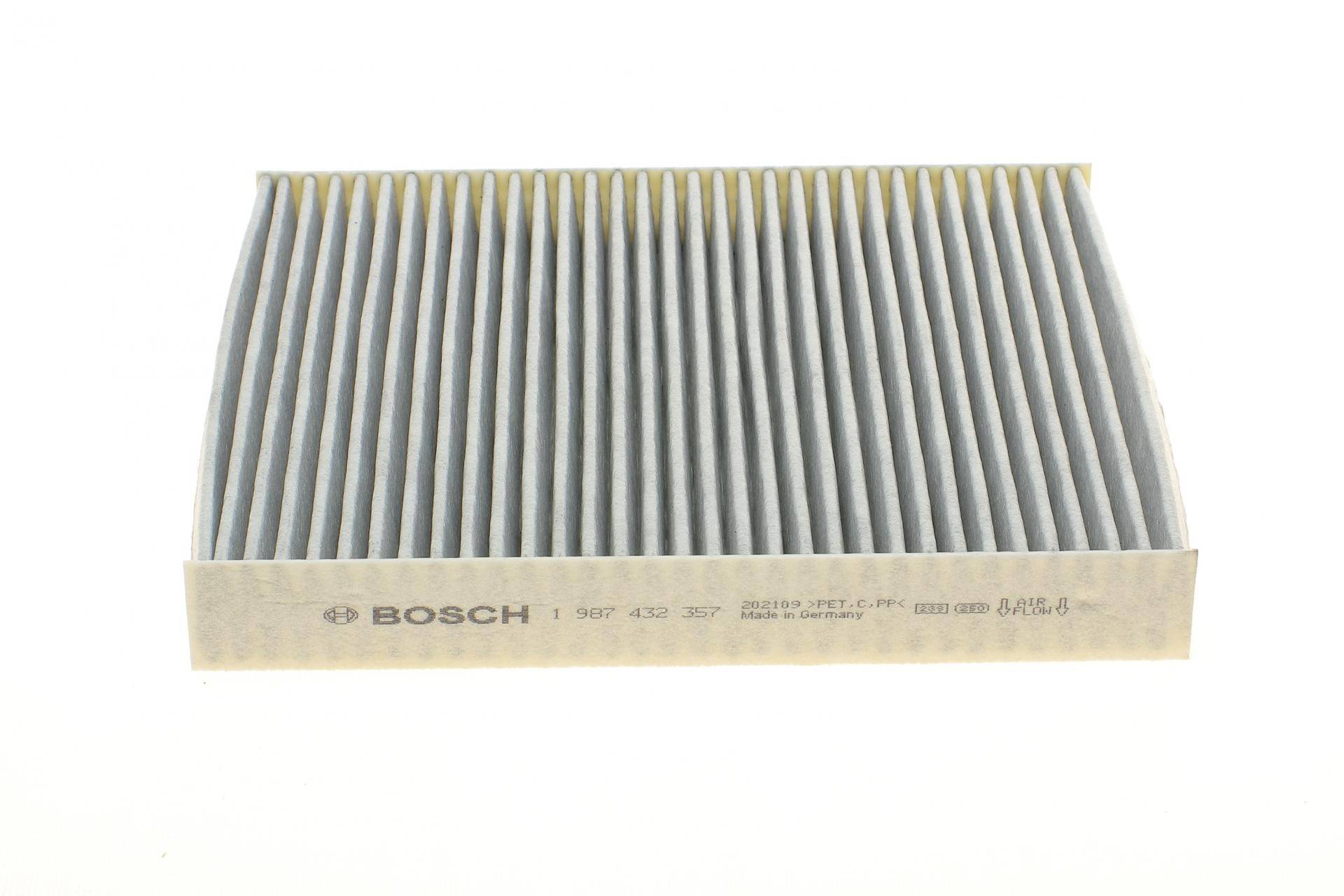 Фільтр салону Skoda Fabia/Roomster/VW Polo 99-10 (вугільний)