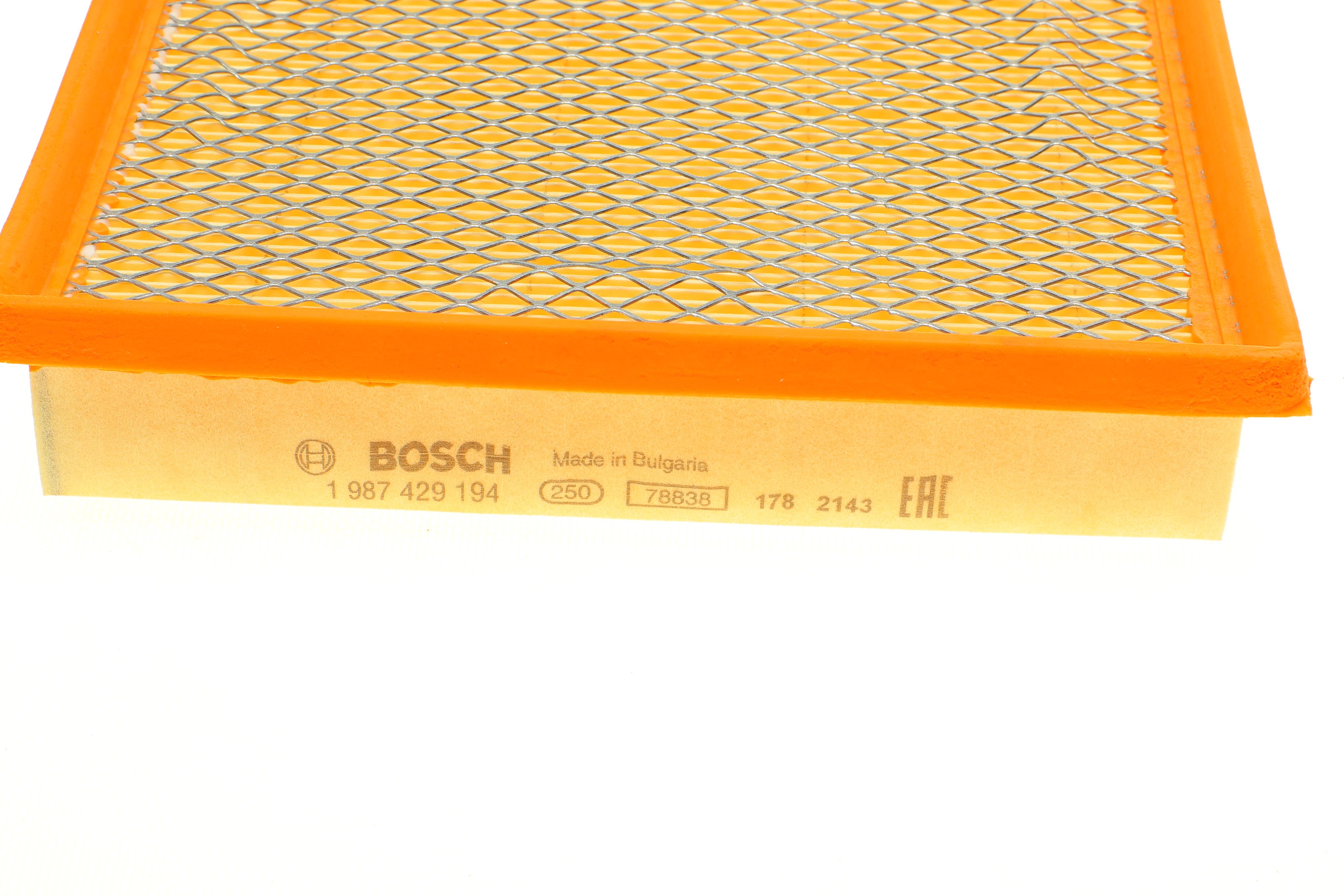 Фільтр повітряний Dodge Avenger 2.7/3.5i 07-/Chrysler Voyager 2.4-3.8i 00-