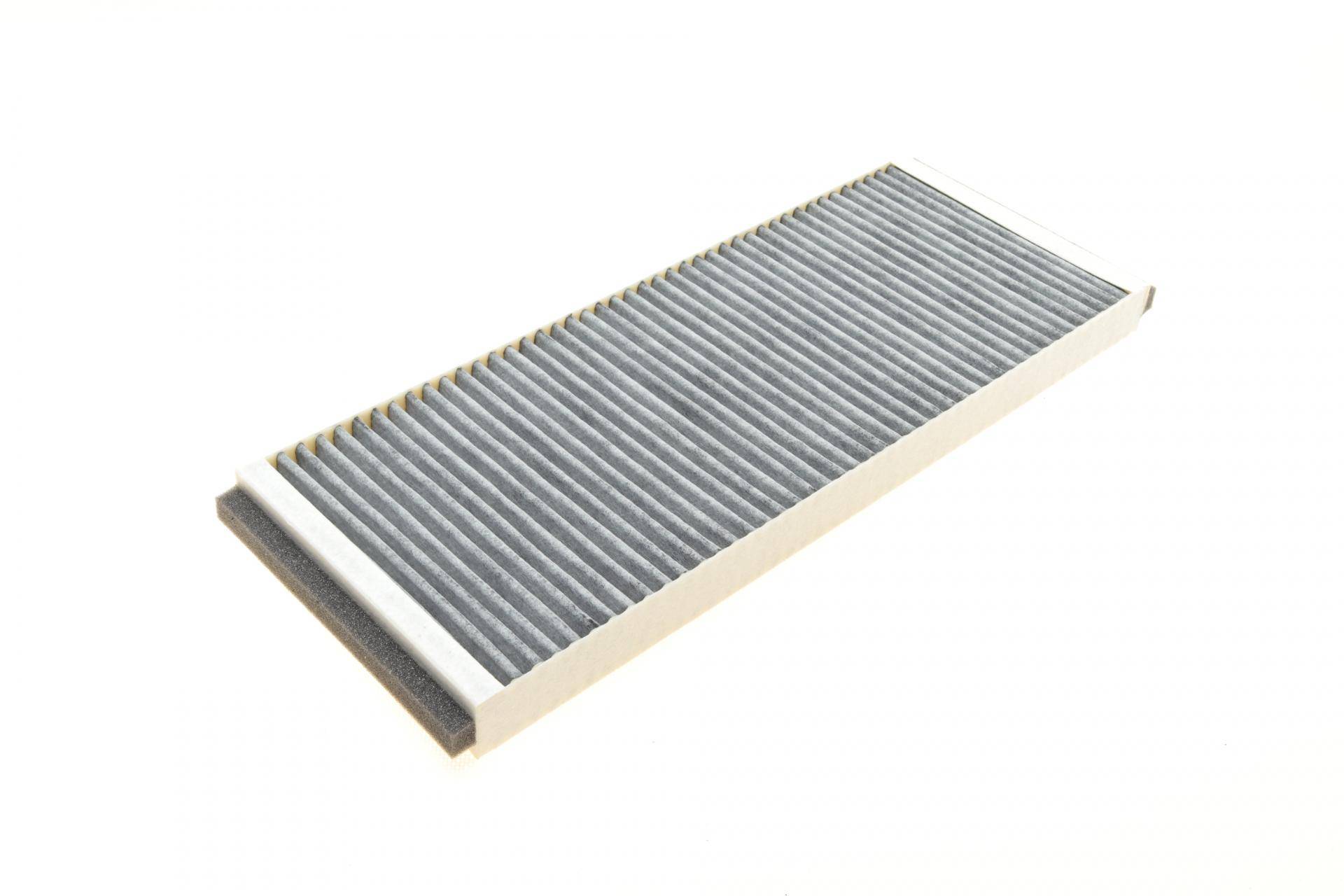 Фільтр салону VW Passat/Audi 80/A4/A6 97-05 (вугільний)